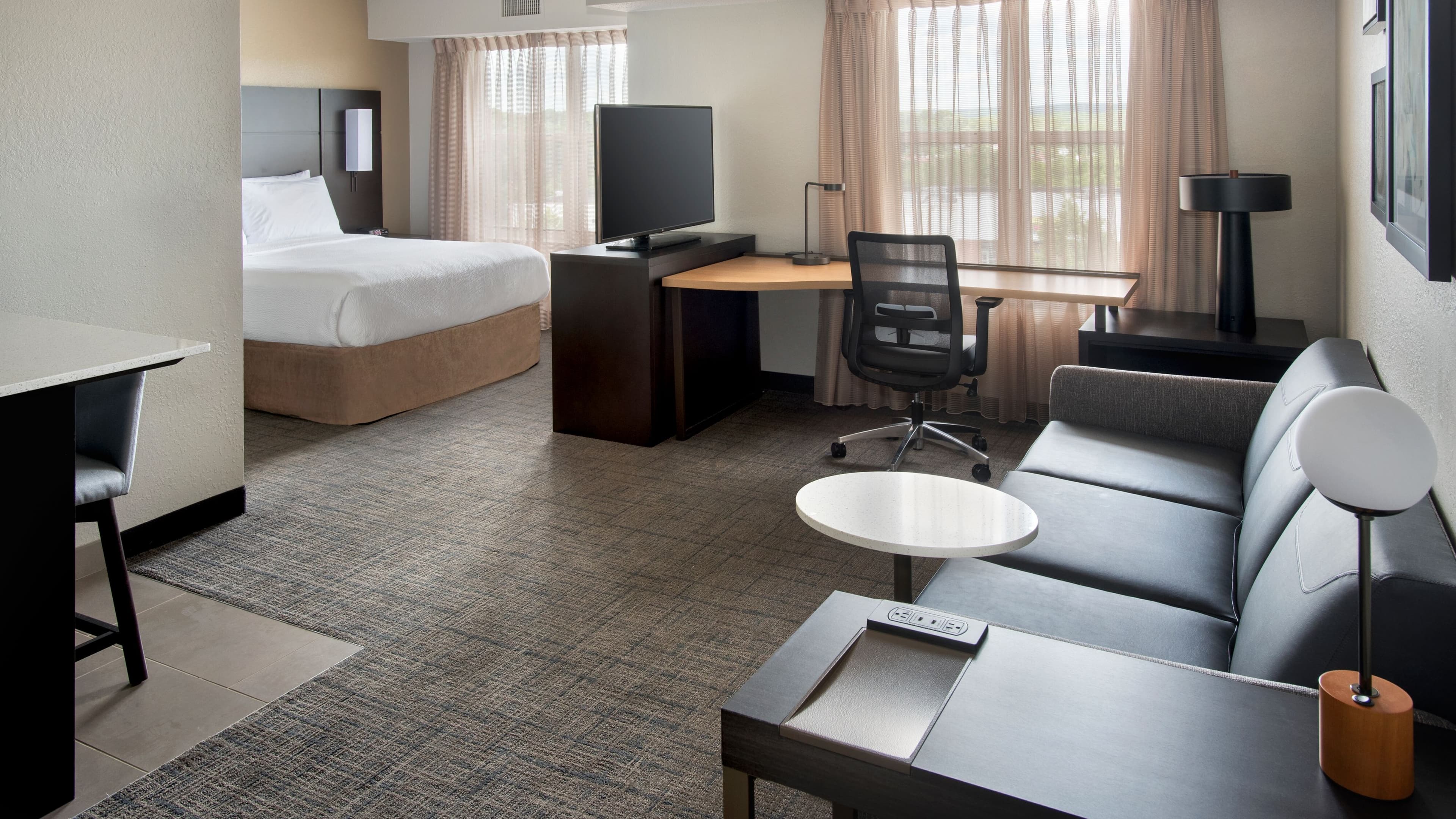 Larger Studio - Image 1