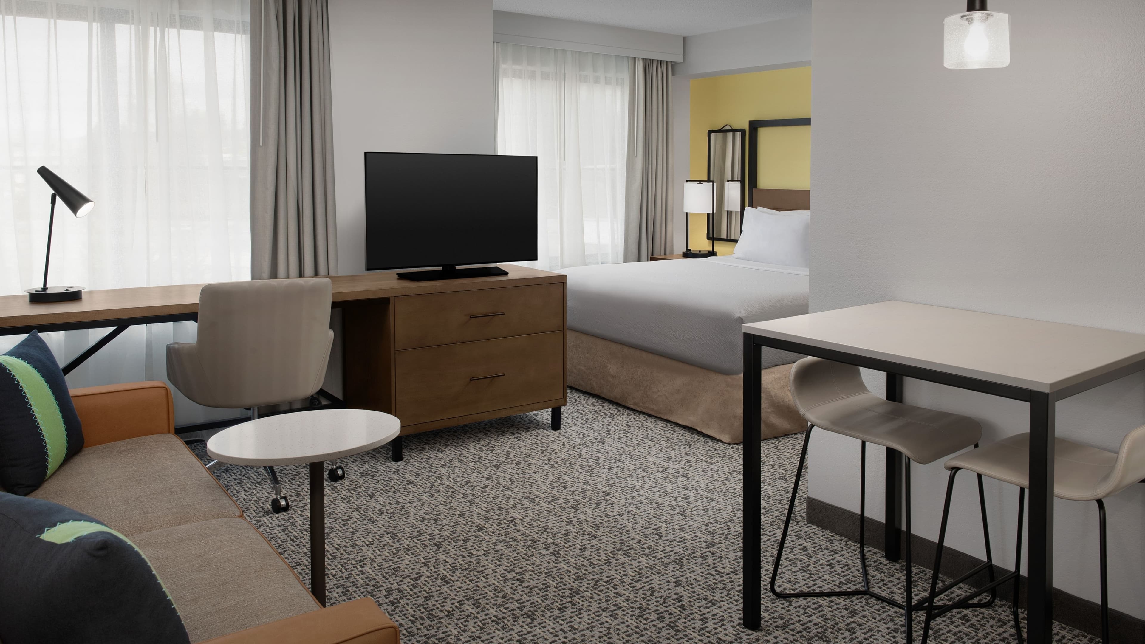 King Studio - Image 1