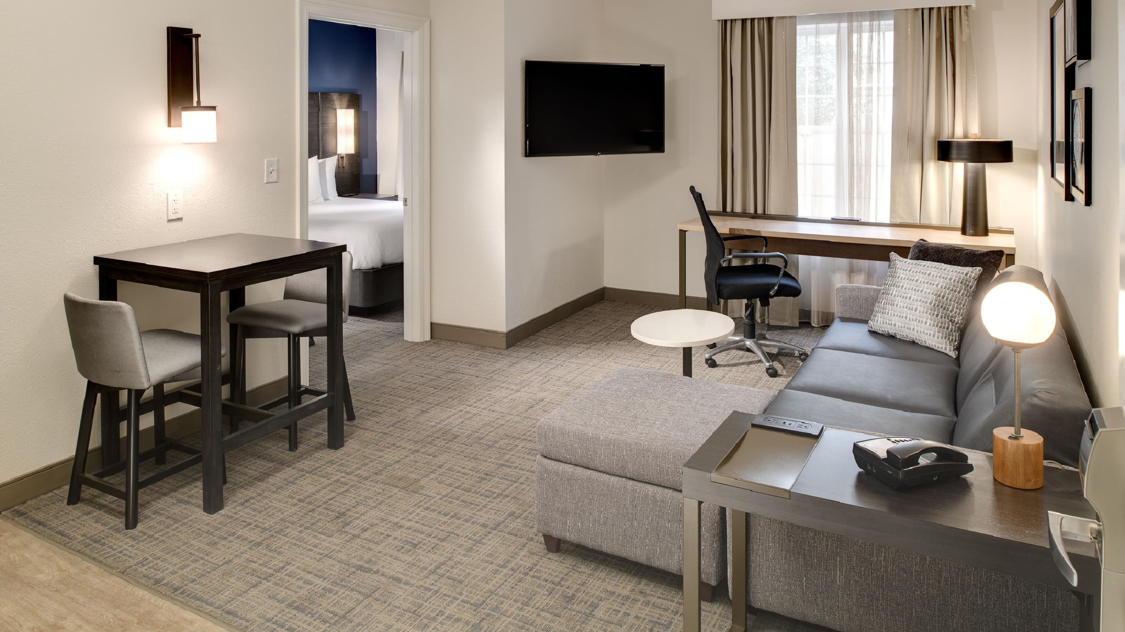 1 Bedroom Suite - Image 1