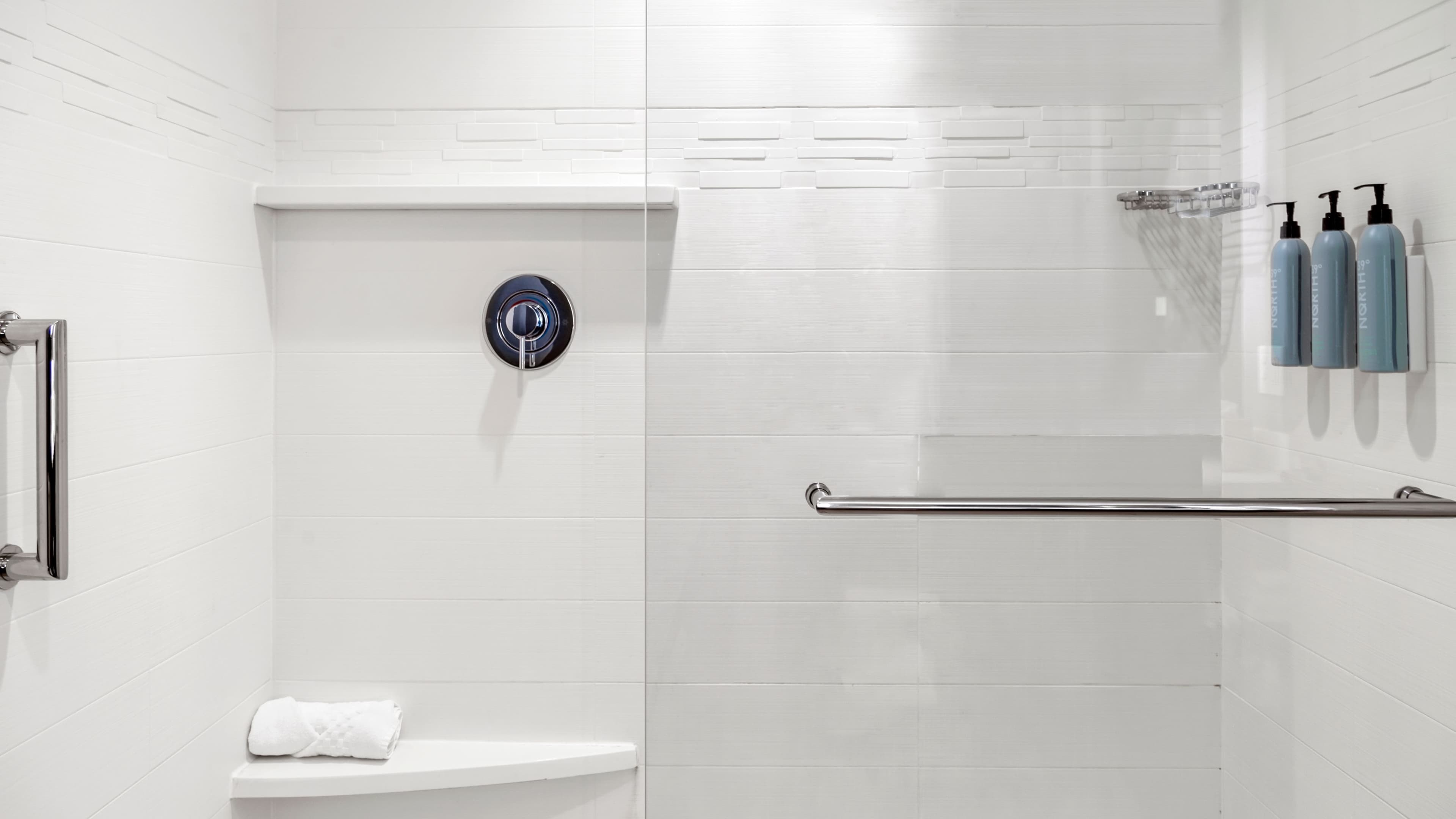 1 Bedroom Suite - Image 8