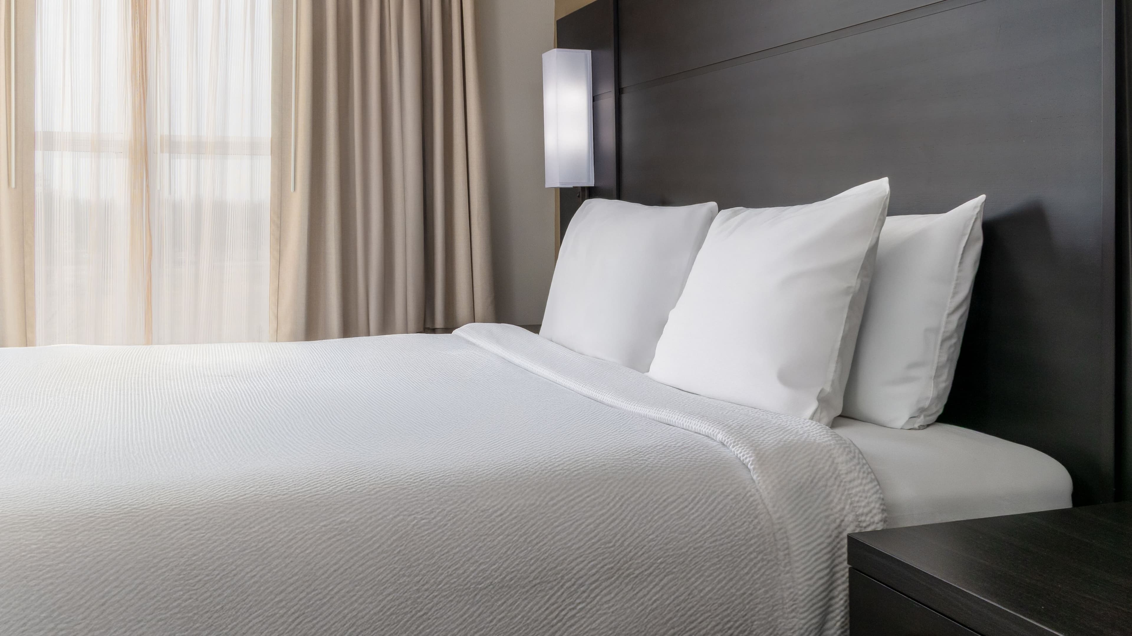 One Bedroom - Image 4