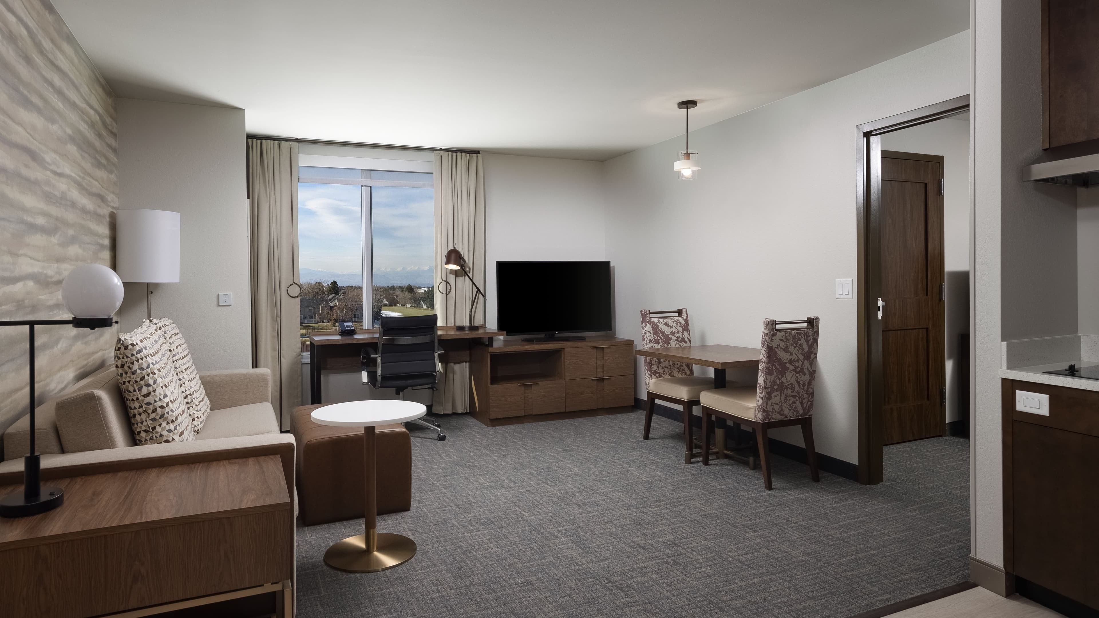1 Bedroom Suite - Image 5
