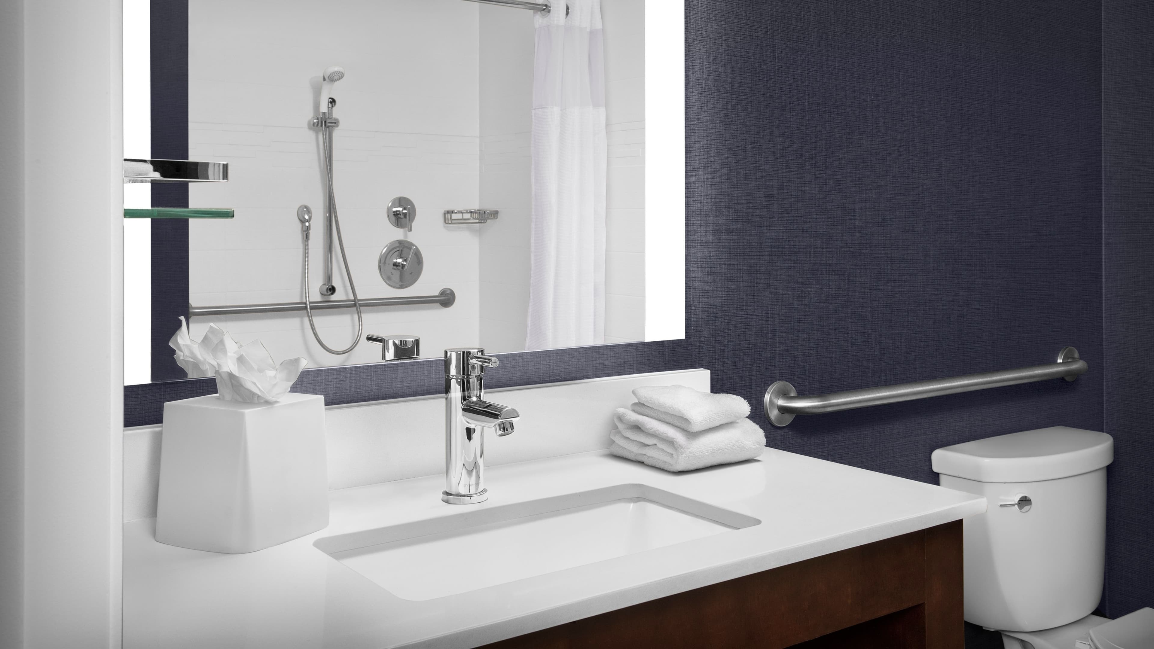 1 Bedroom Suite - Image 6