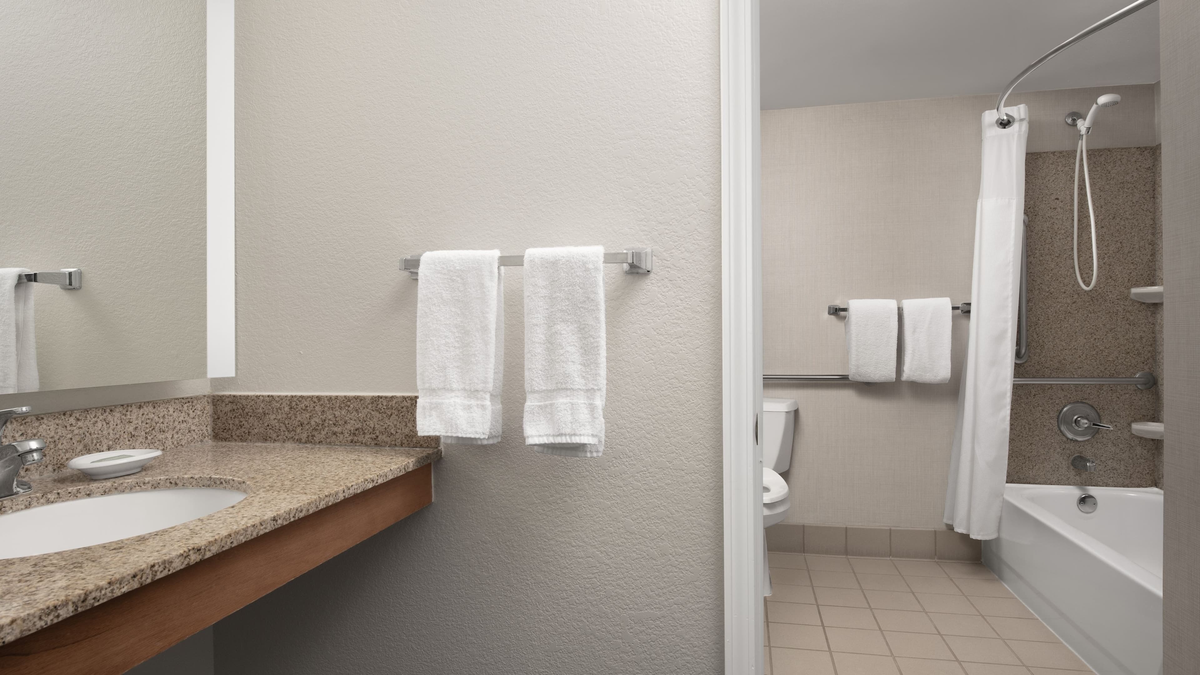 1 Bedroom Suite - Image 11