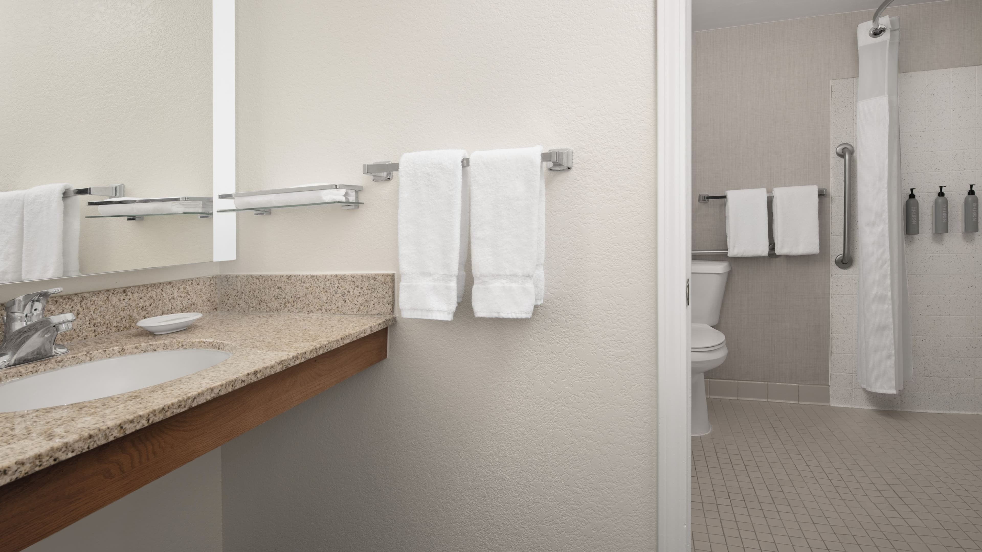 1 Bedroom Suite - Image 10