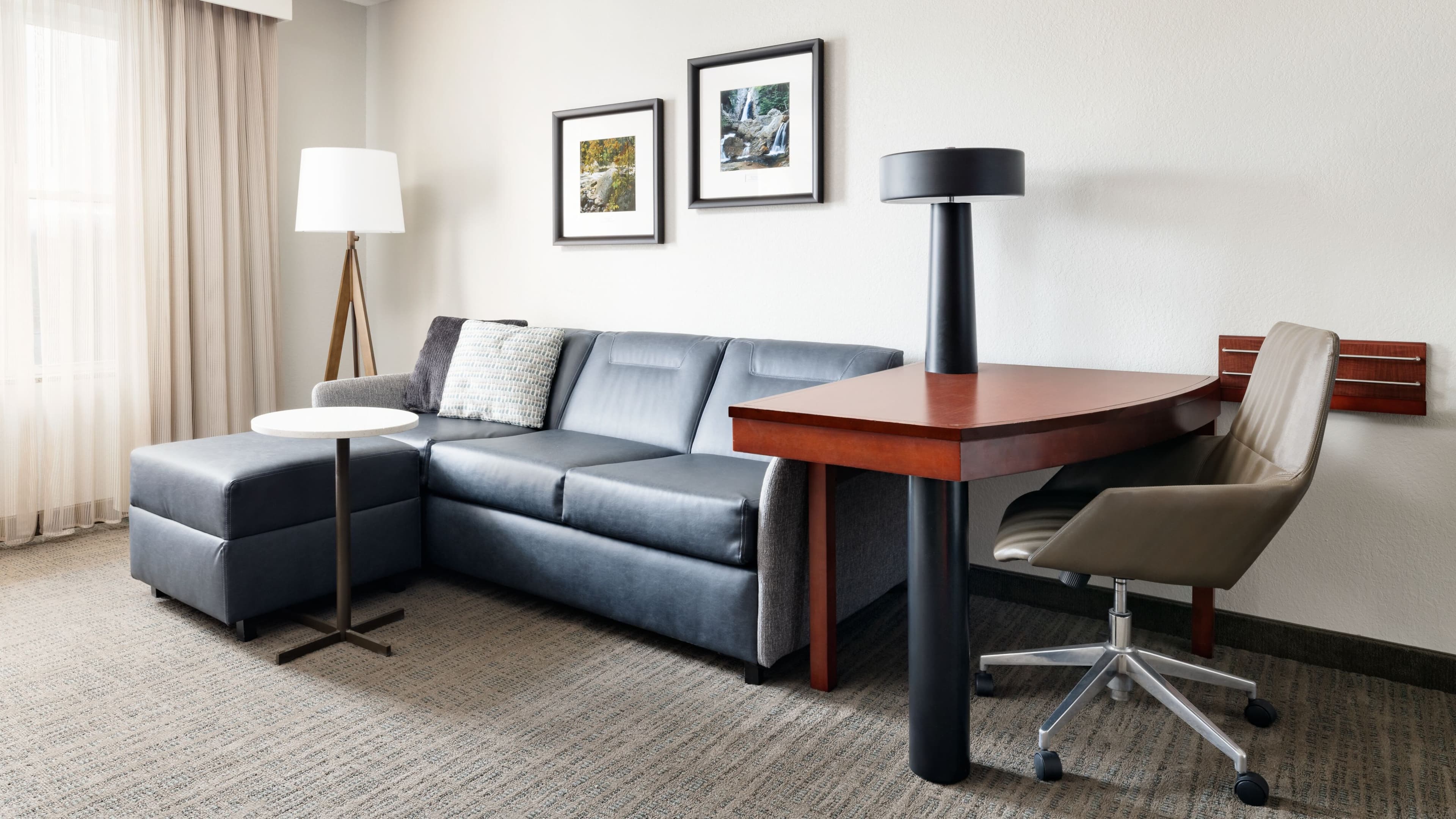 1 Bedroom Suite - Image 1