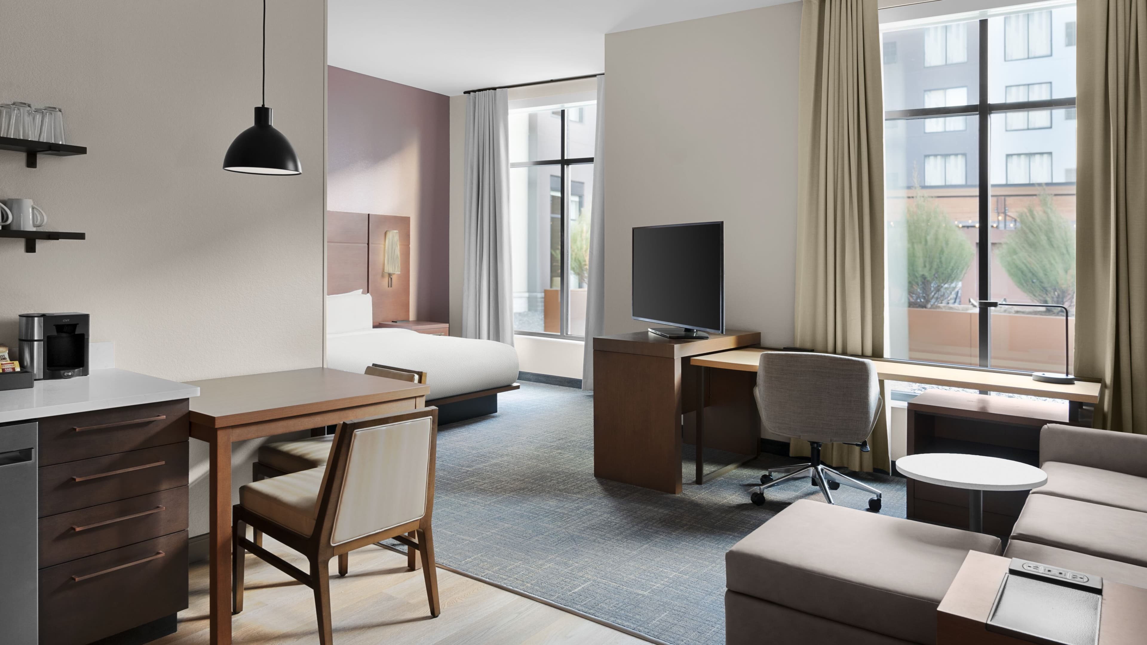 1 Bedroom Suite - Image 4