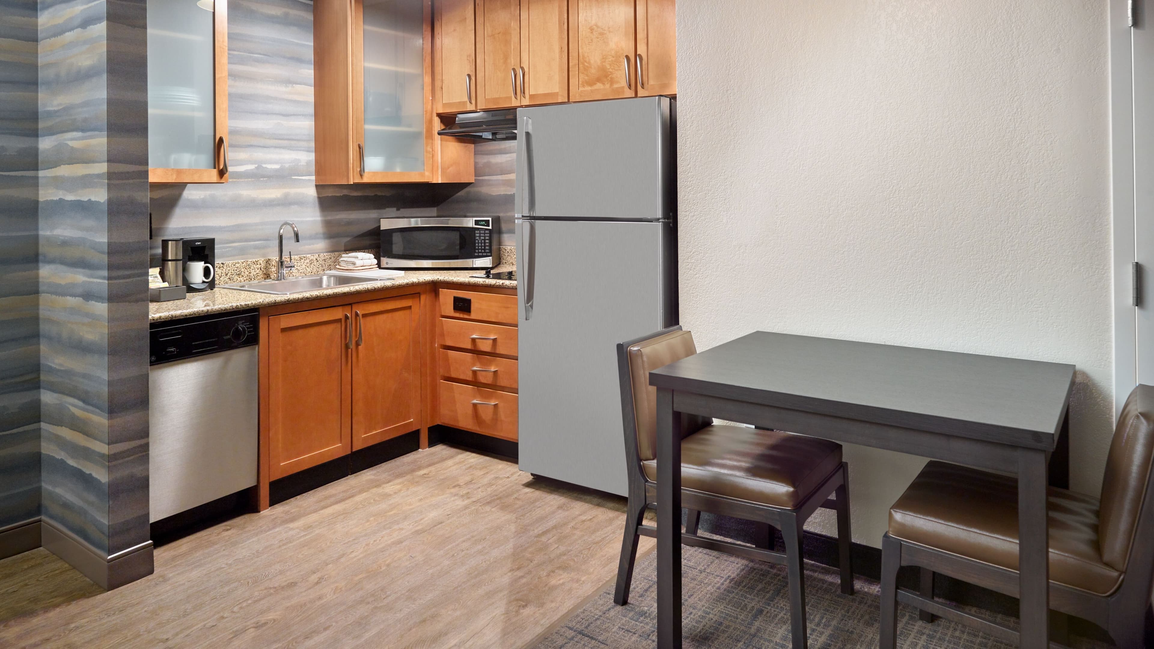 1 Bedroom Suite - Image 4