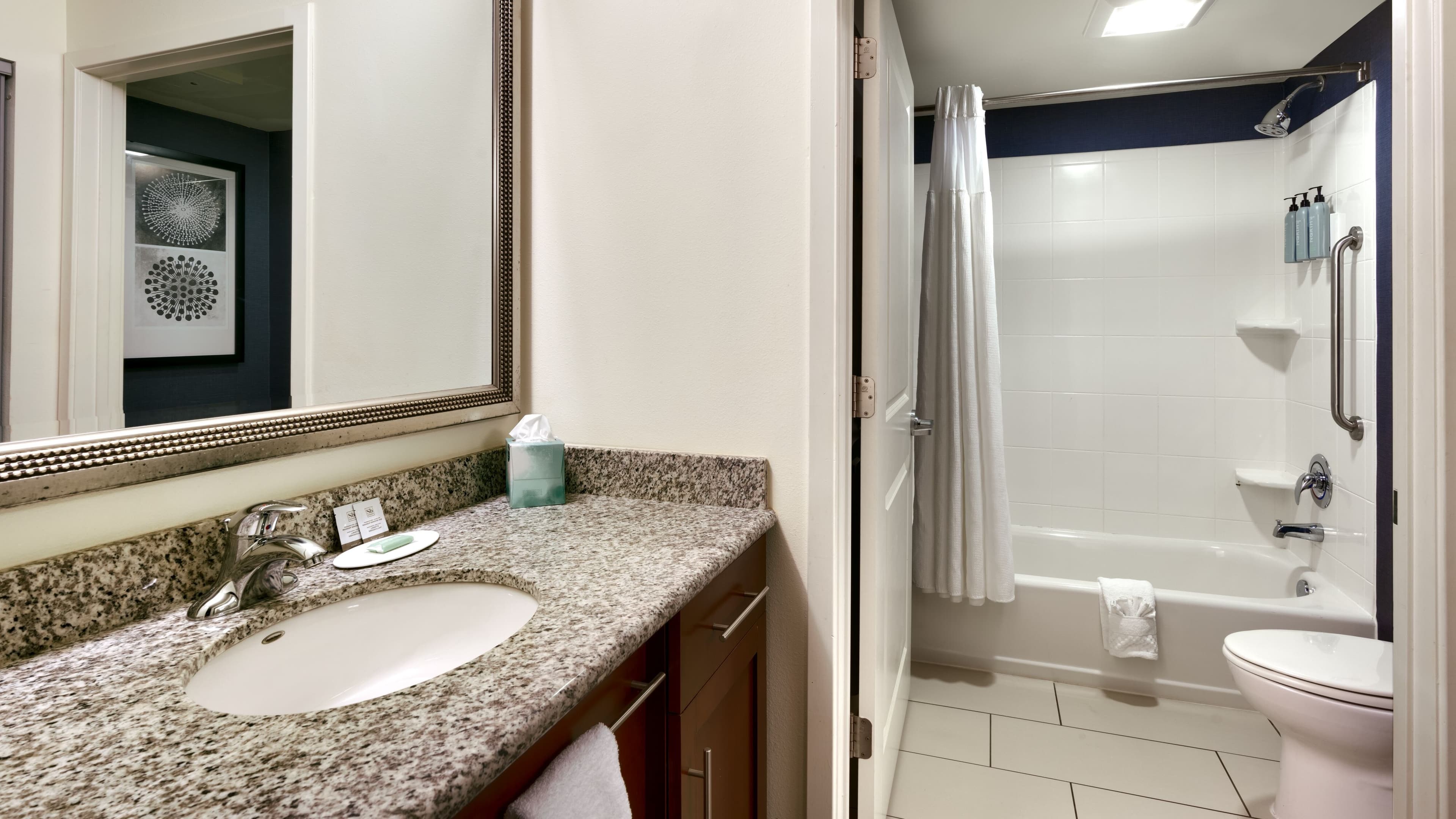 Studio Suite - Image 5