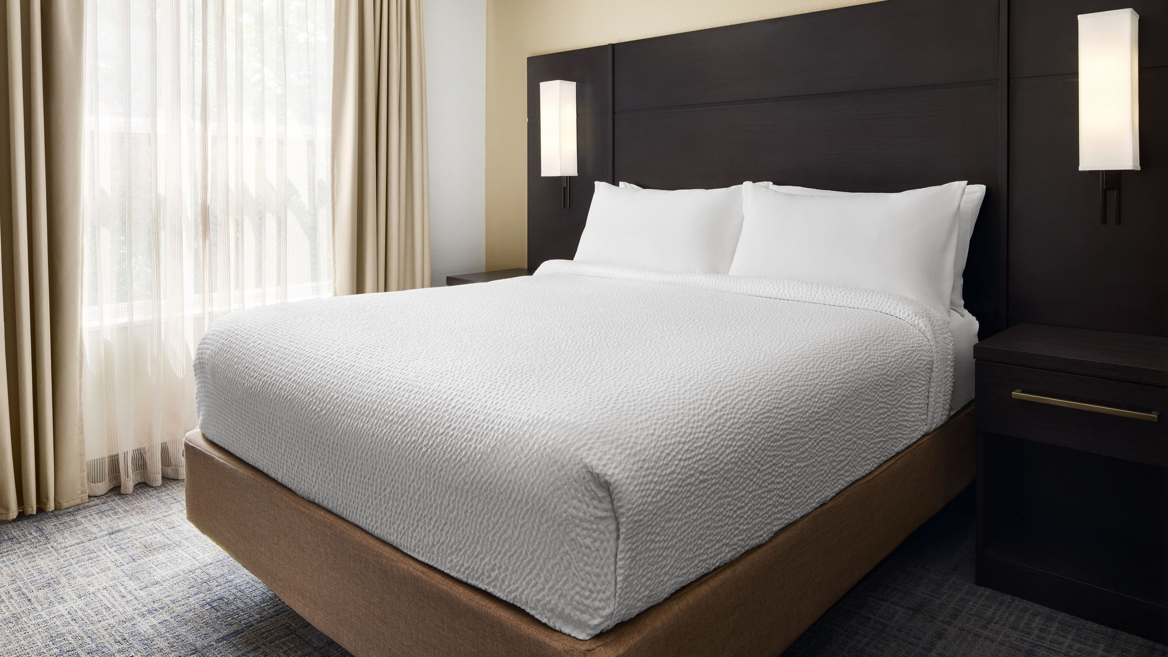 One Bedroom Suite - Image 2