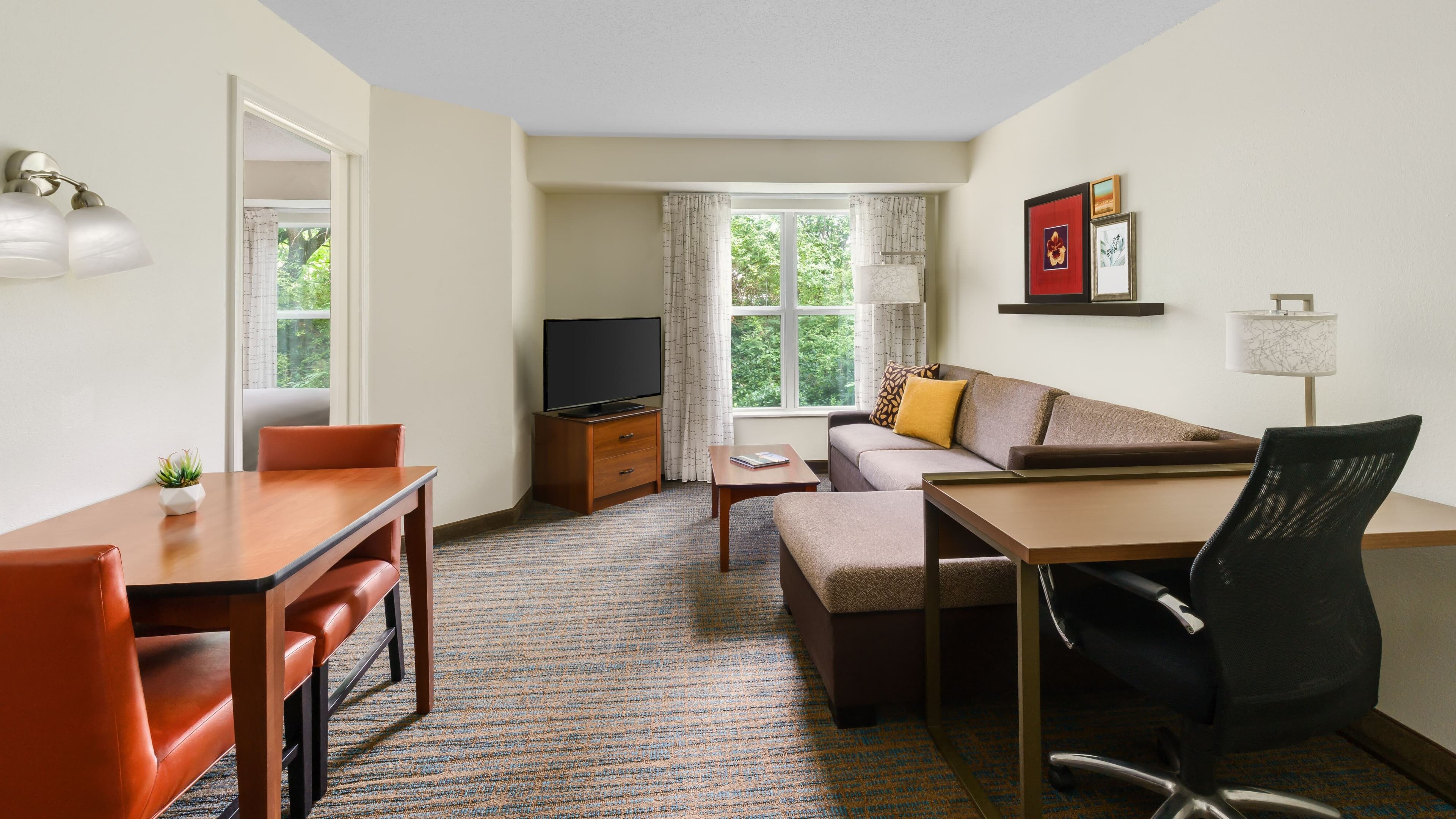 1 Bedroom Suite - Image 5