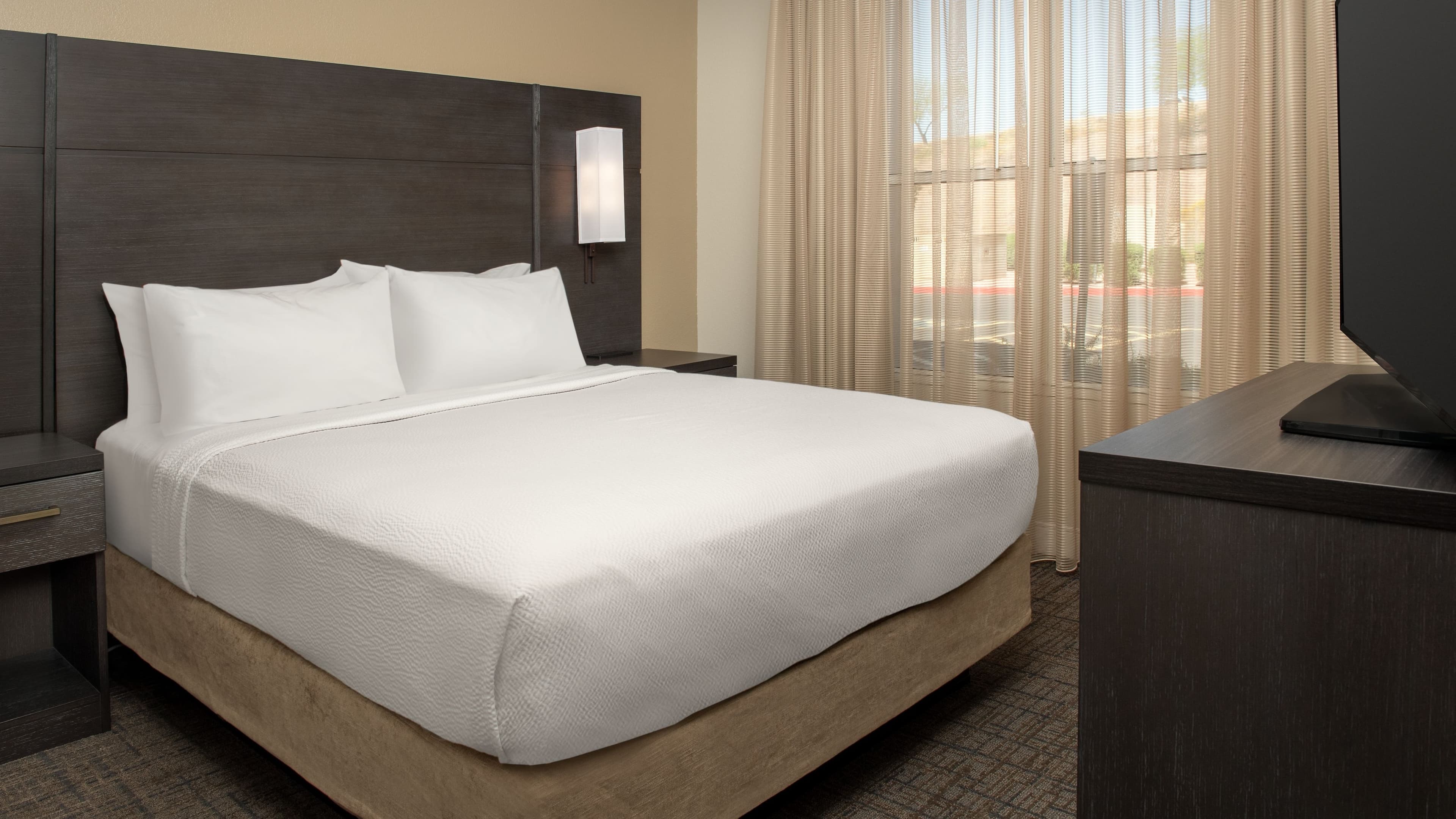 1 Bedroom Suite - Image 3