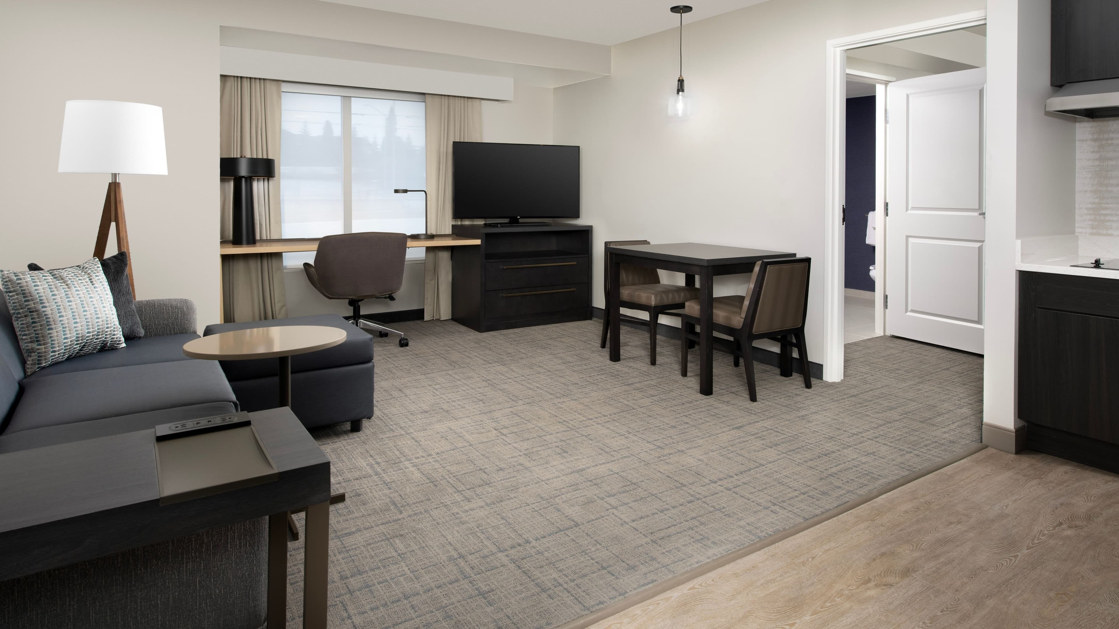 1 Bedroom Suite - Image 1