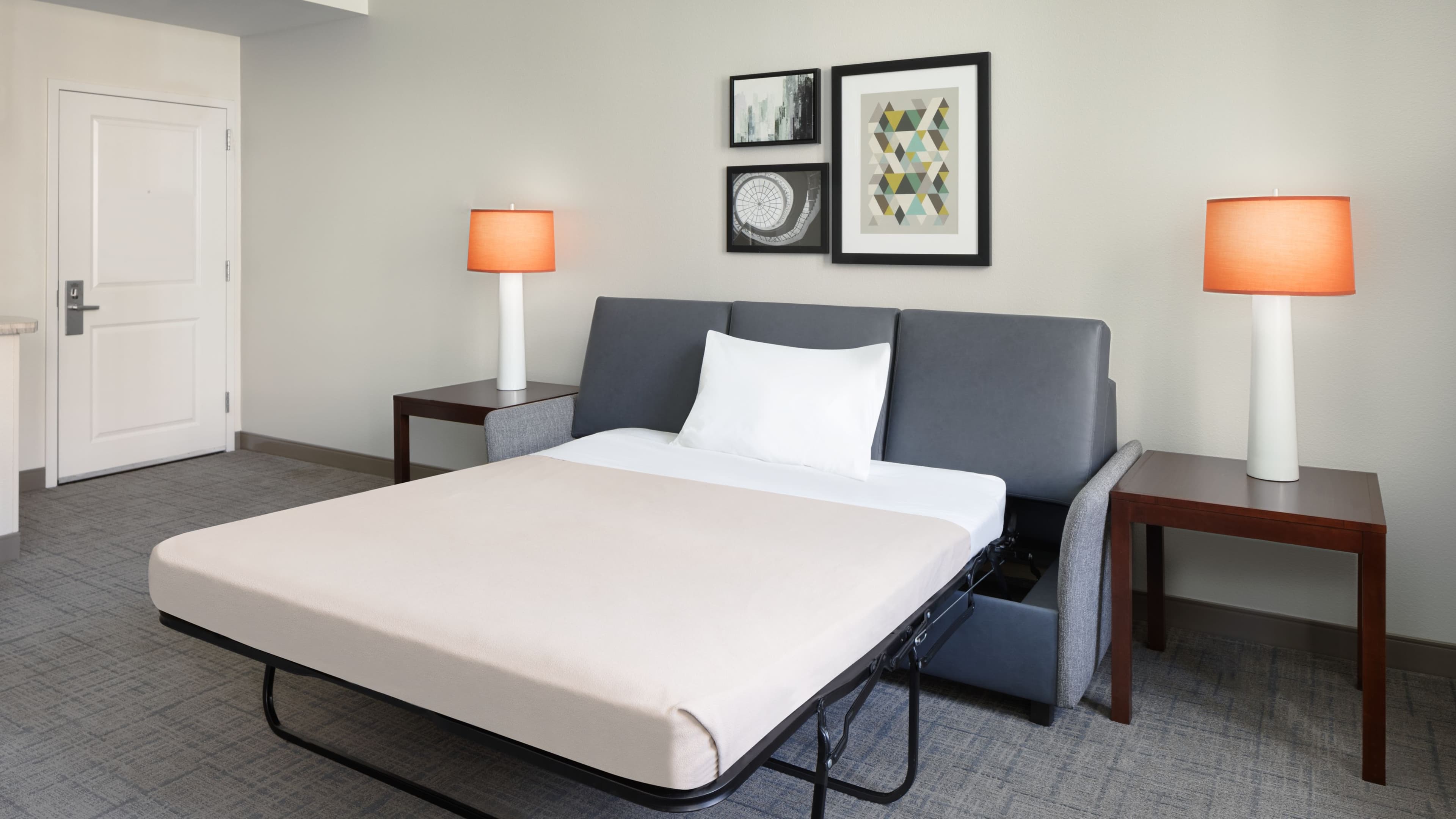 1 Bedroom Suite - Image 4