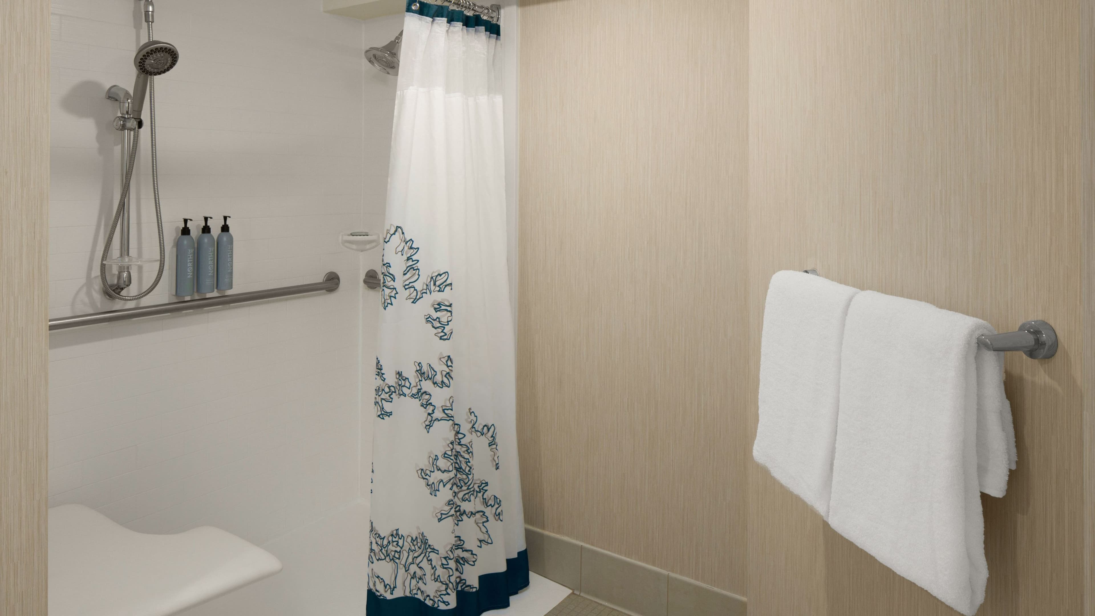 1 Bedroom Suite - Image 6