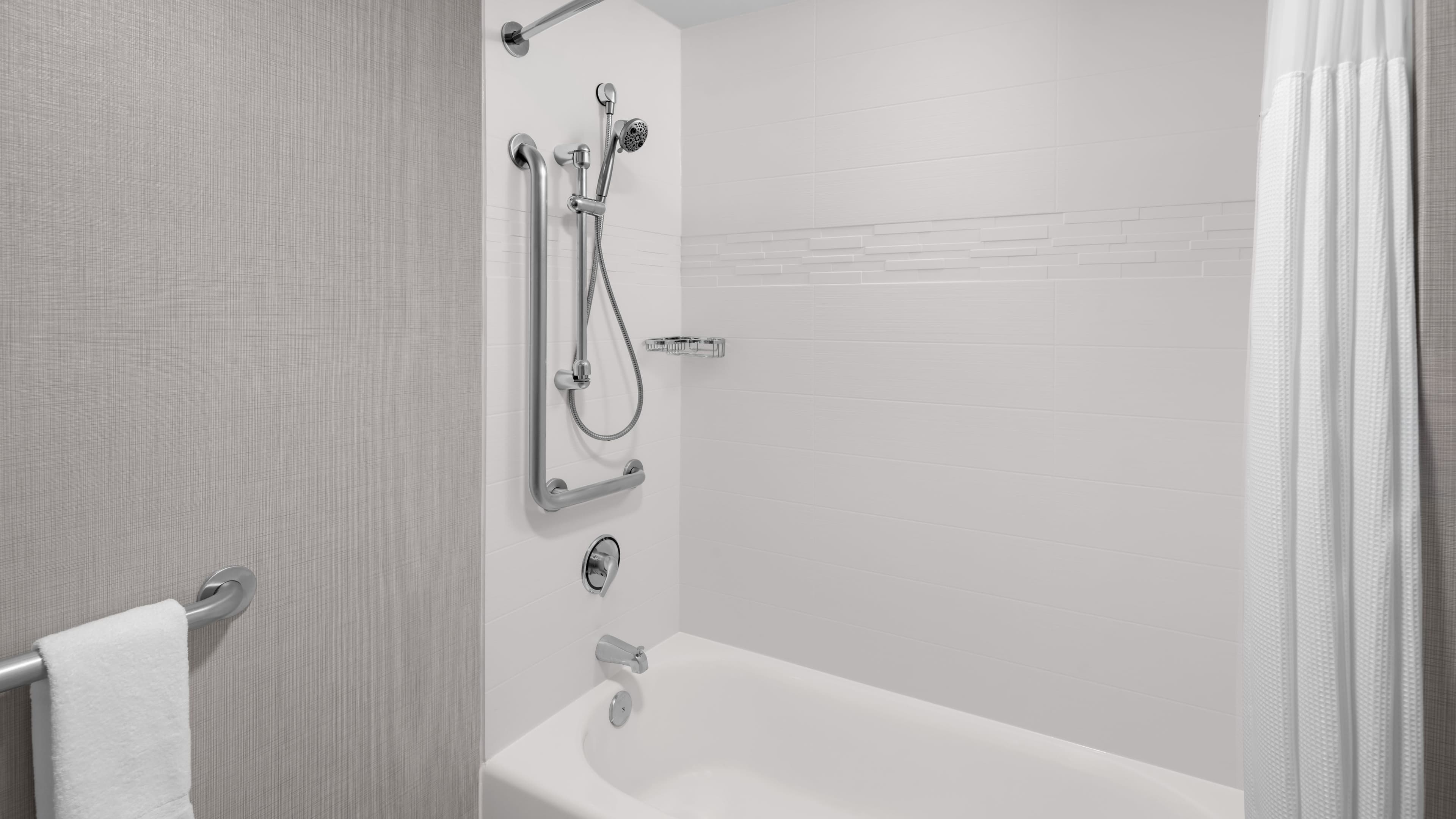 1 Bedroom Suite - Image 8