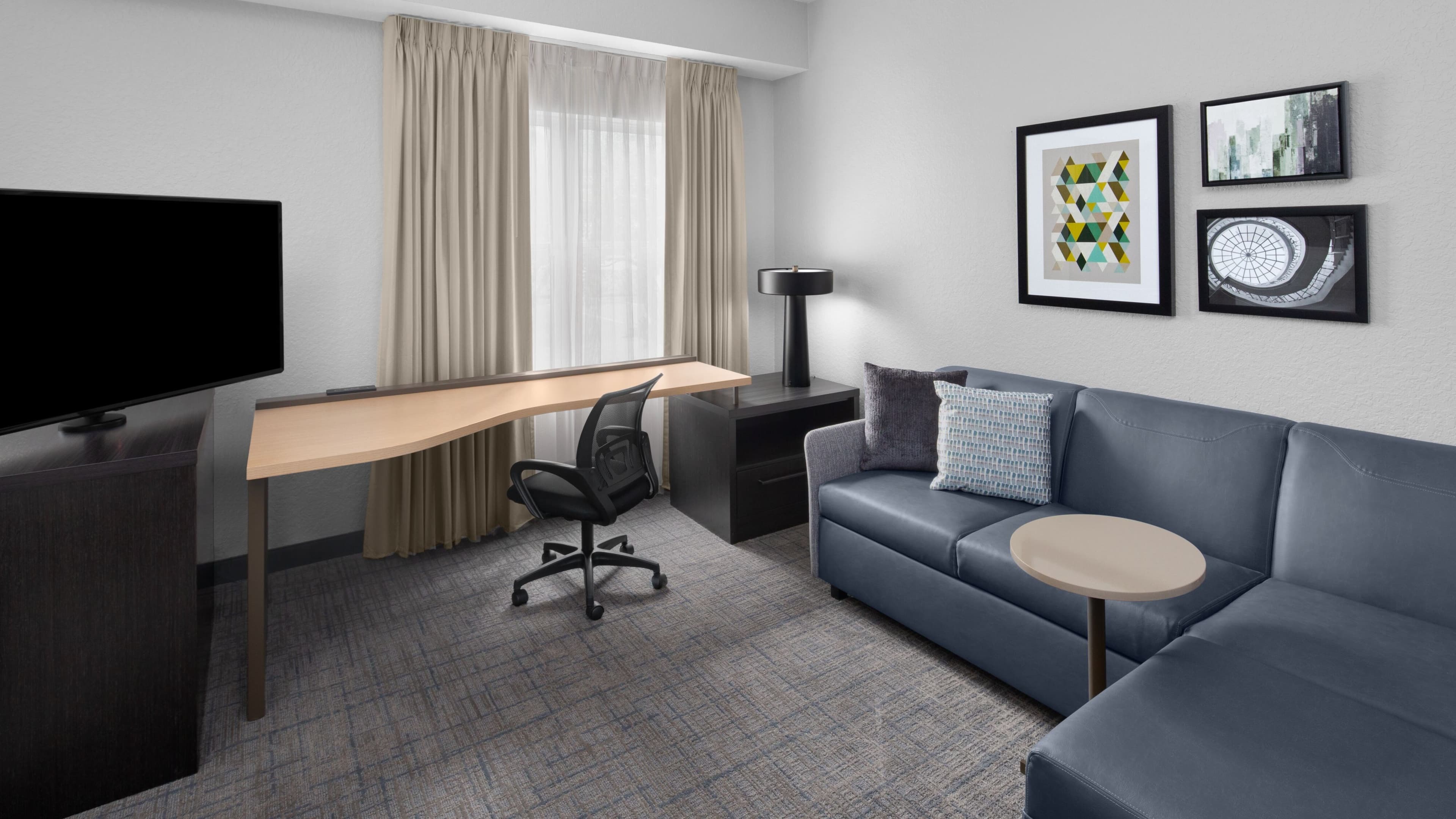 Larger Studio - Image 6