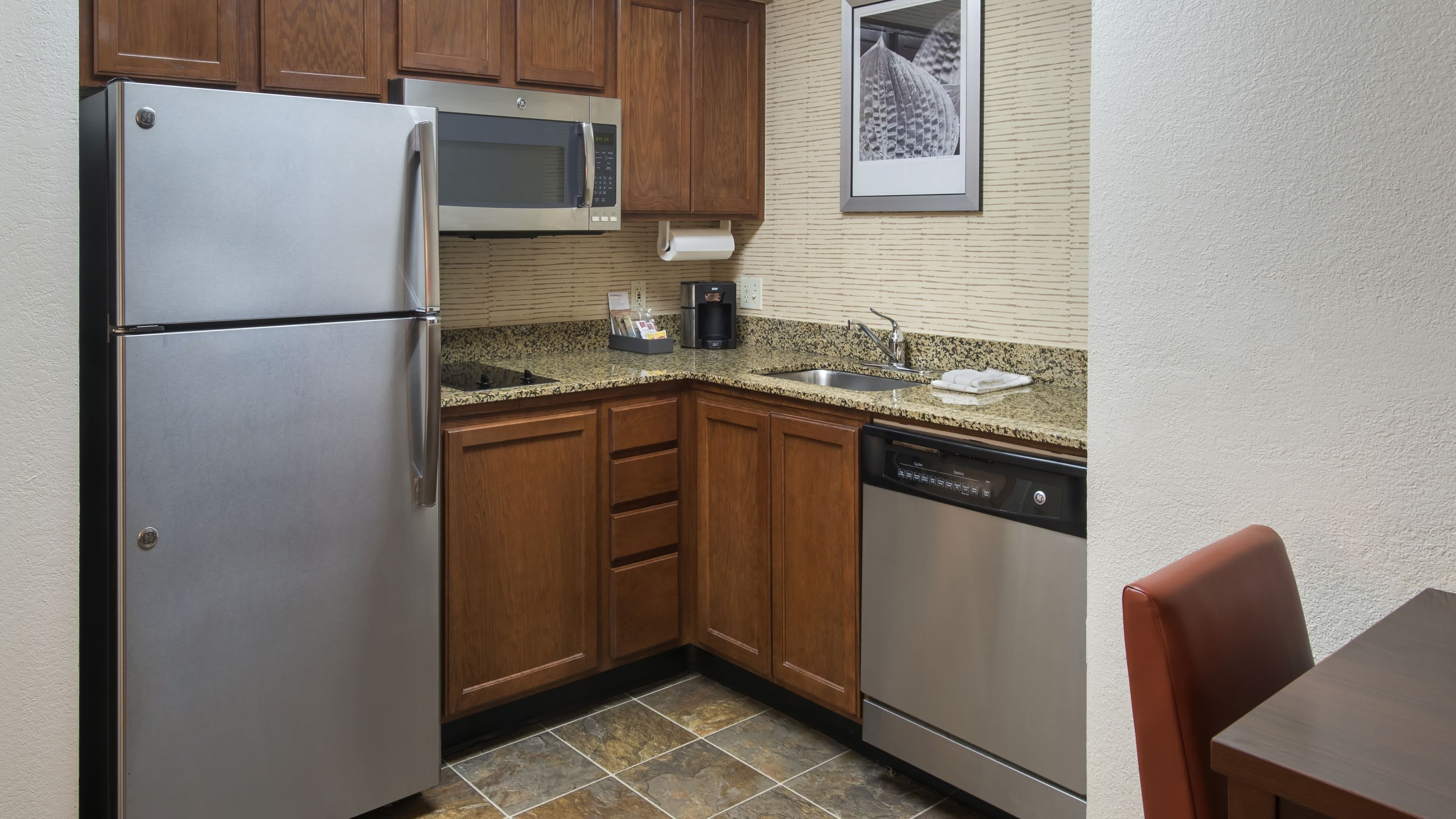 1 Bedroom Suite - Image 3