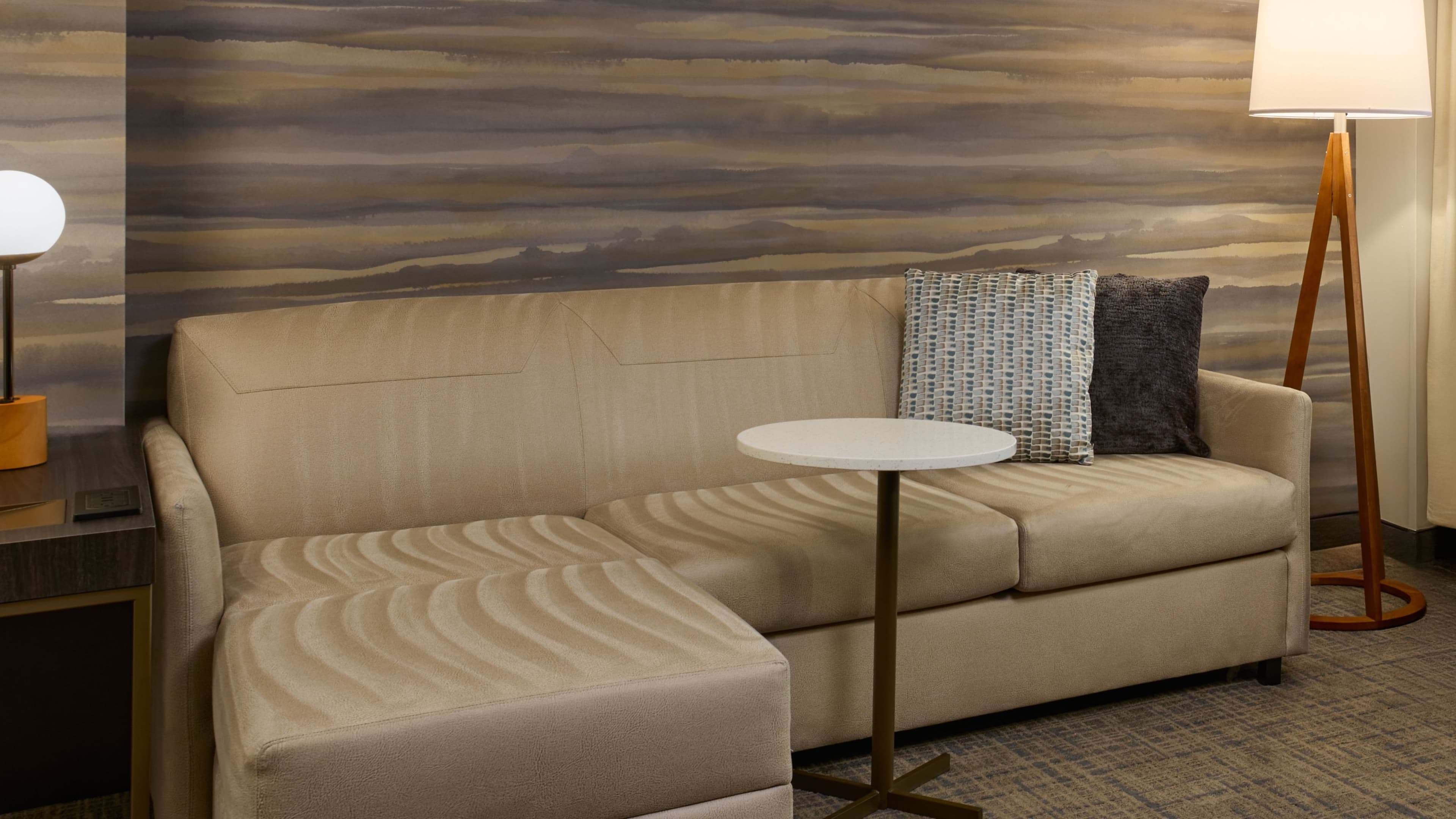 1 Bedroom Suite - Image 5