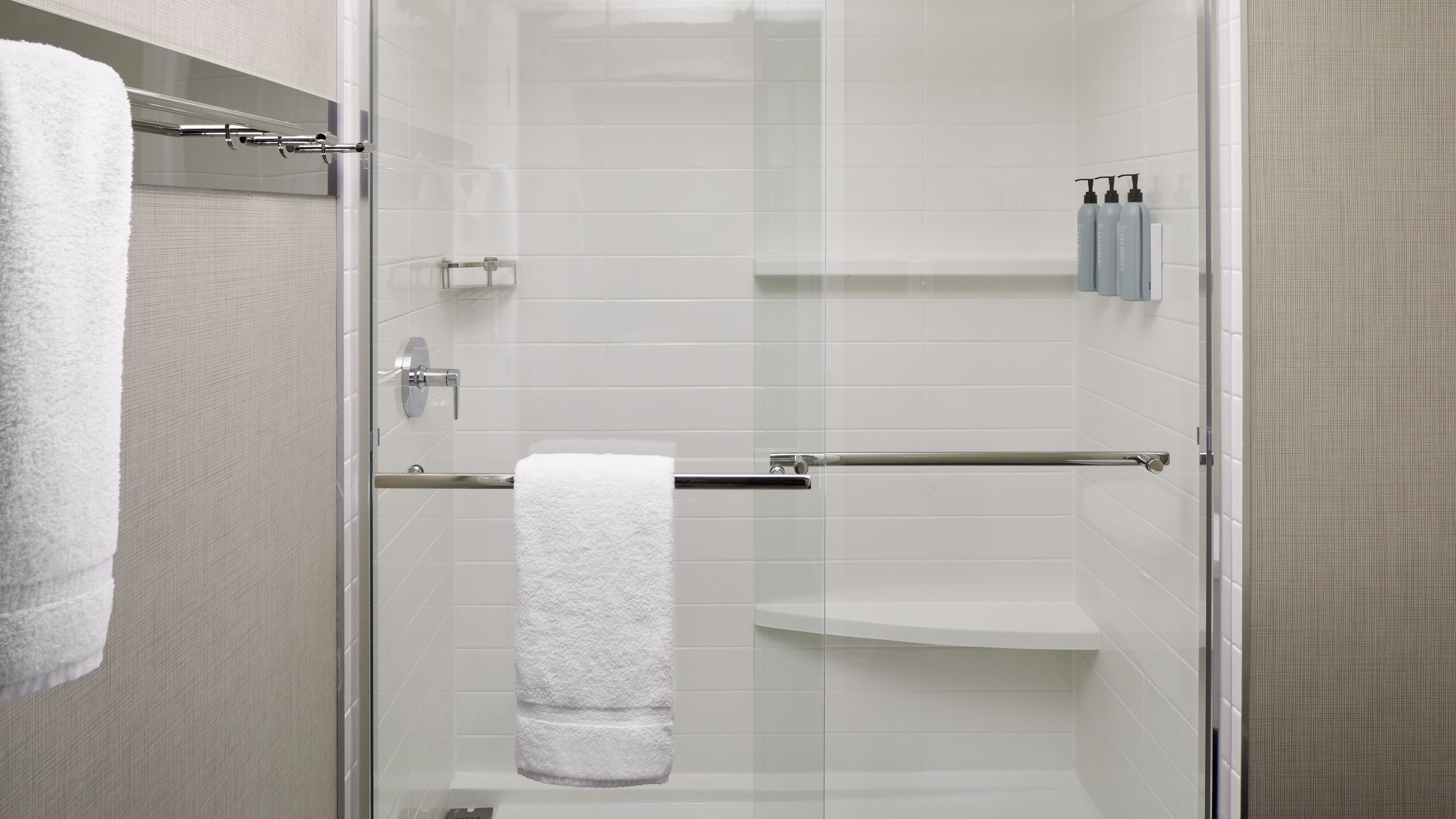 1 Bedroom Suite - Image 4