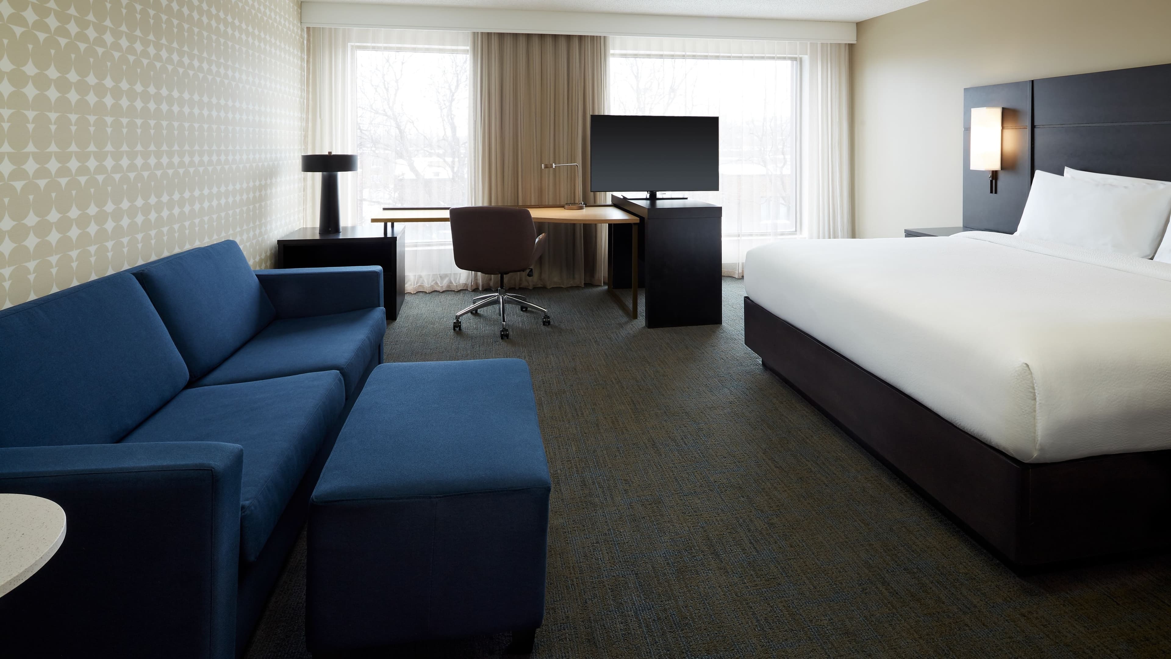 King Studio with sofabed - Image 4