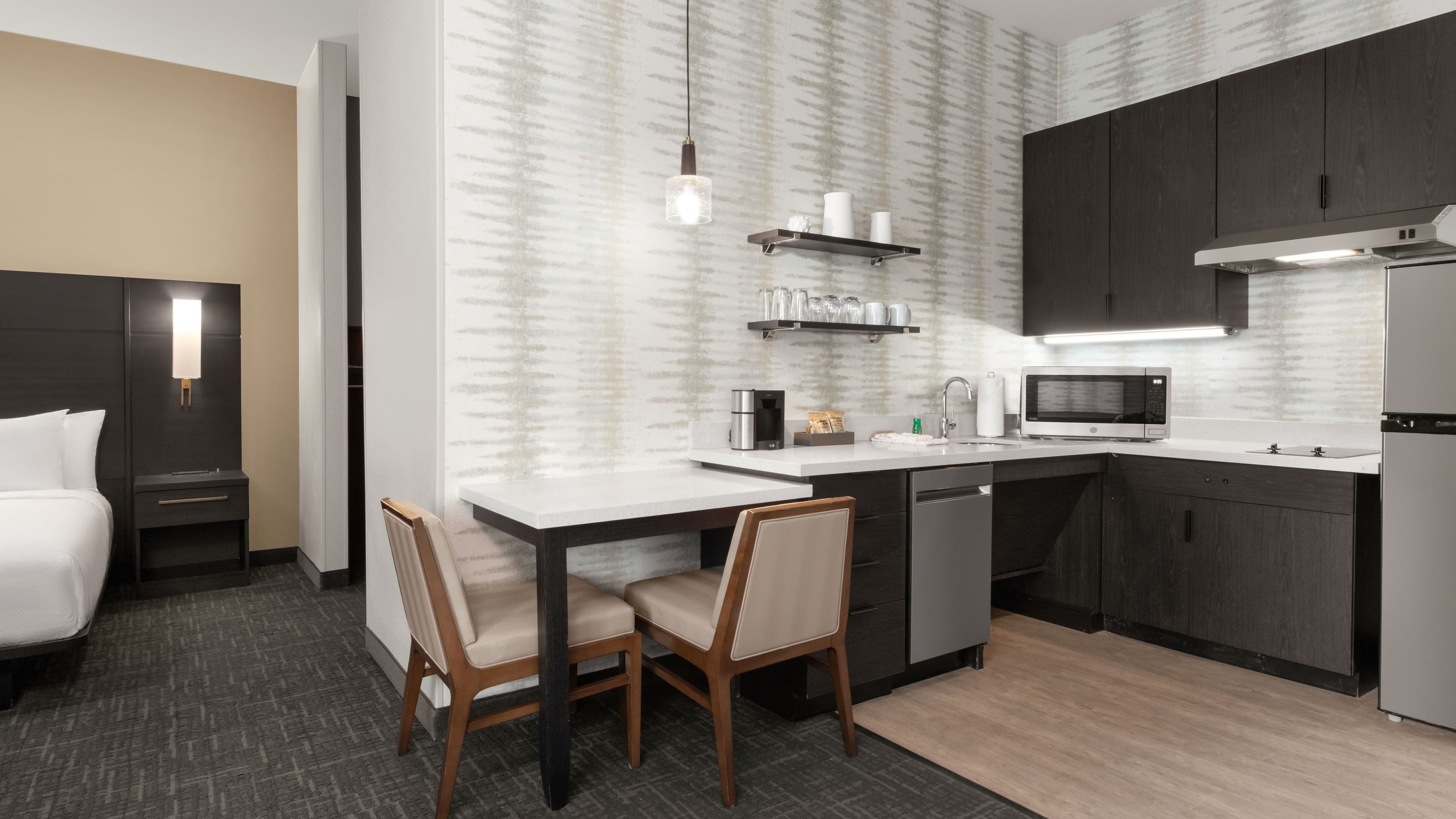 Studio Suite - Image 4