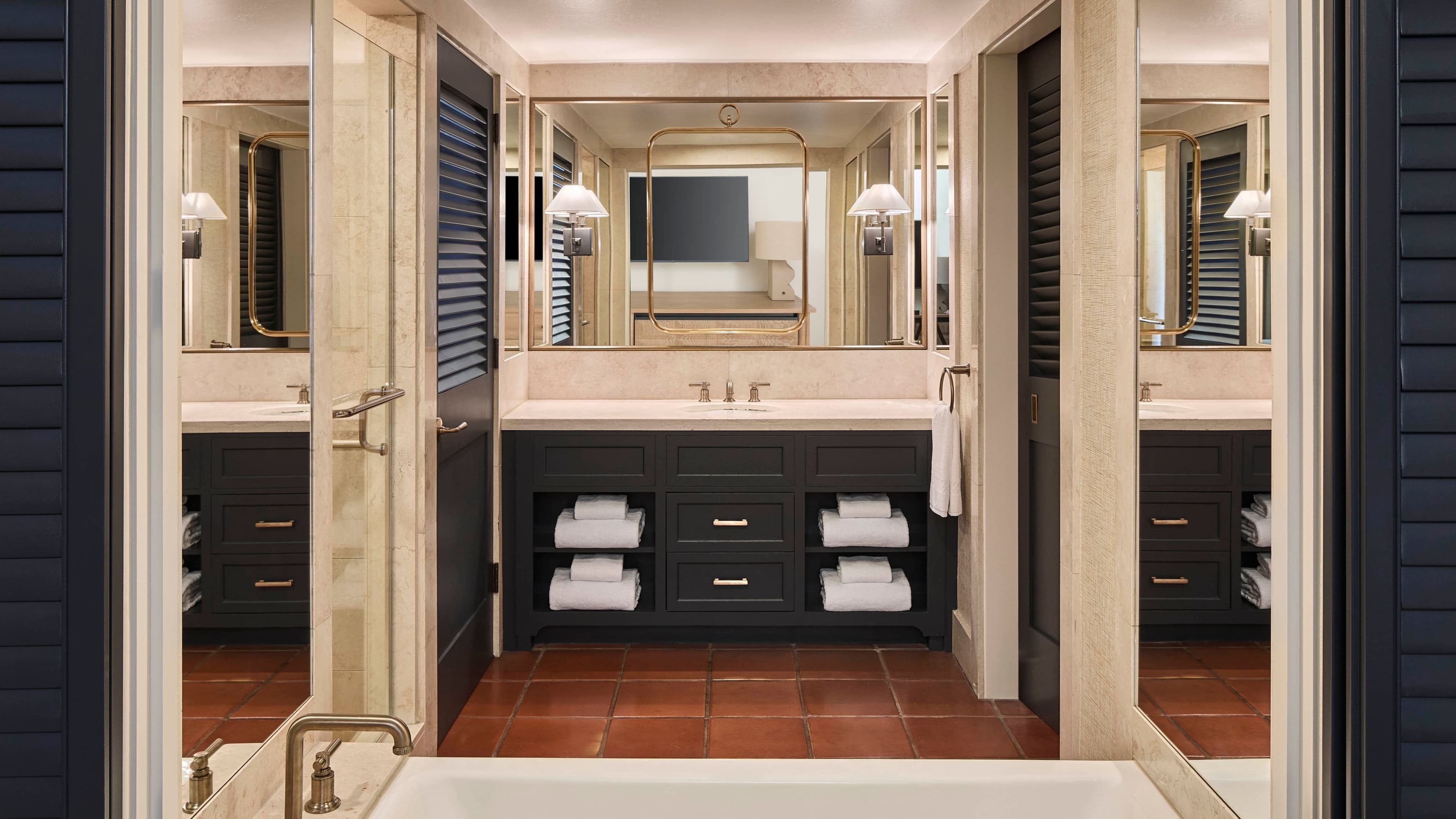 Resort View Guest Room - Image 7