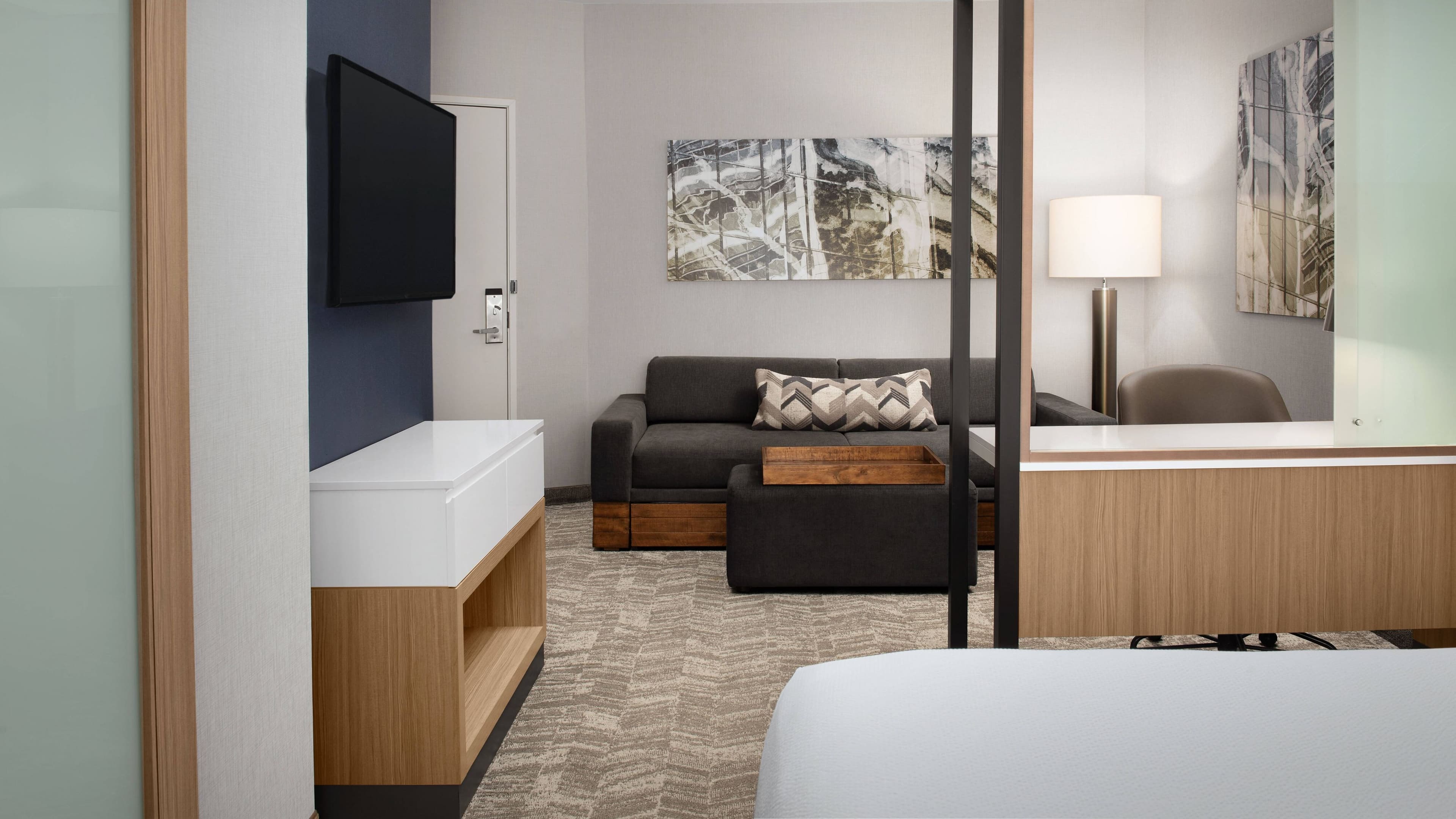 Studio Suite - Image 15