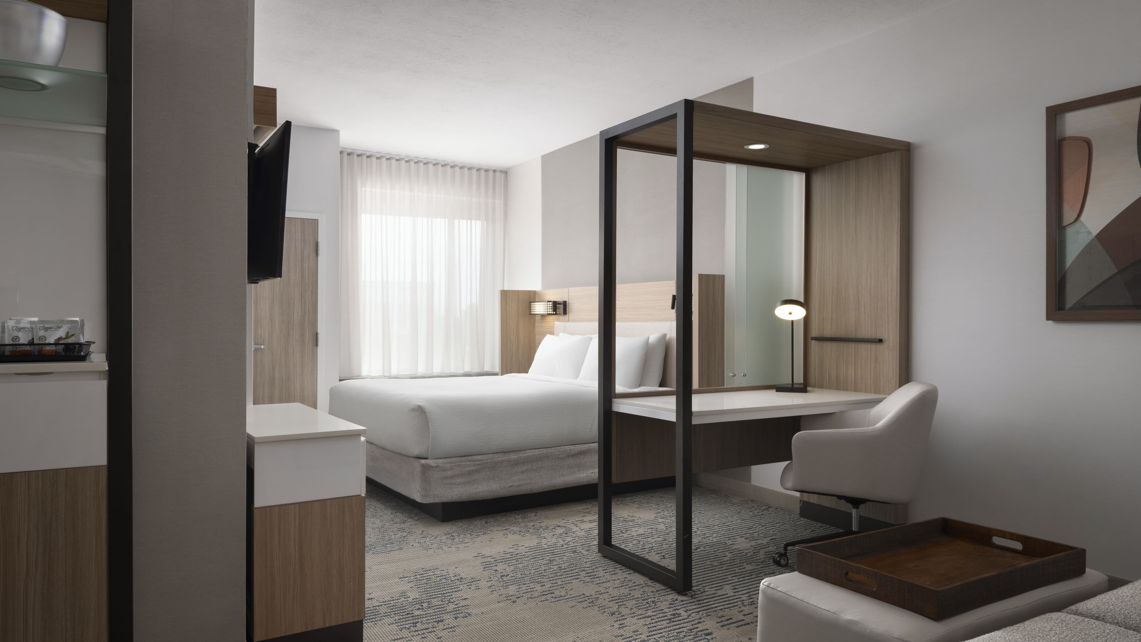 1 King Bed Suite - Image 1