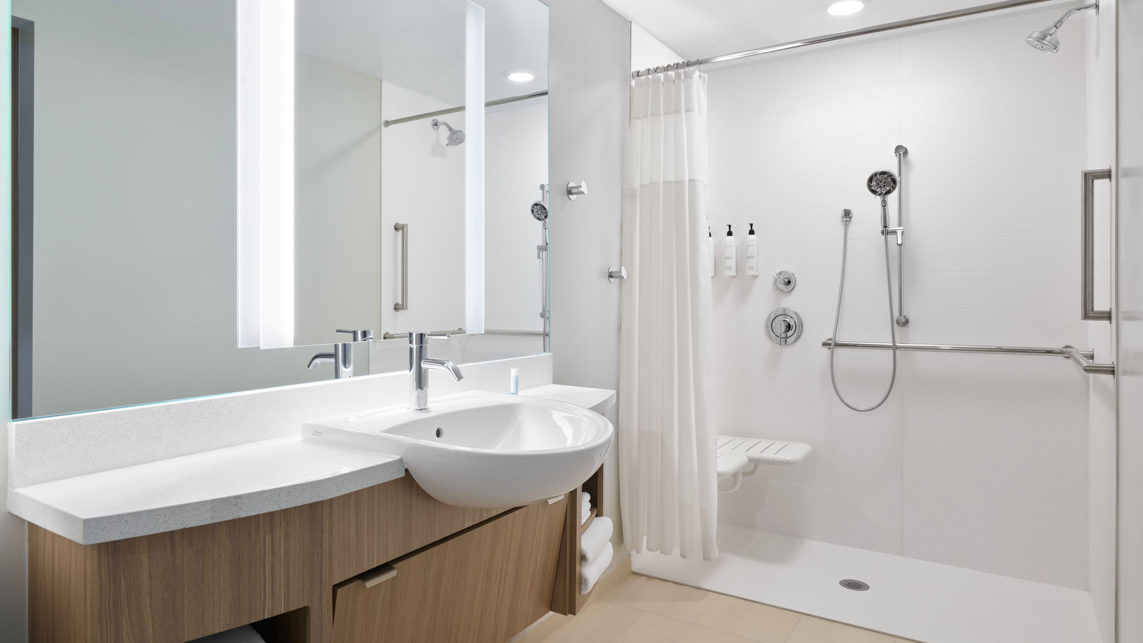 Seasonal Ski Shuttle - Image 4