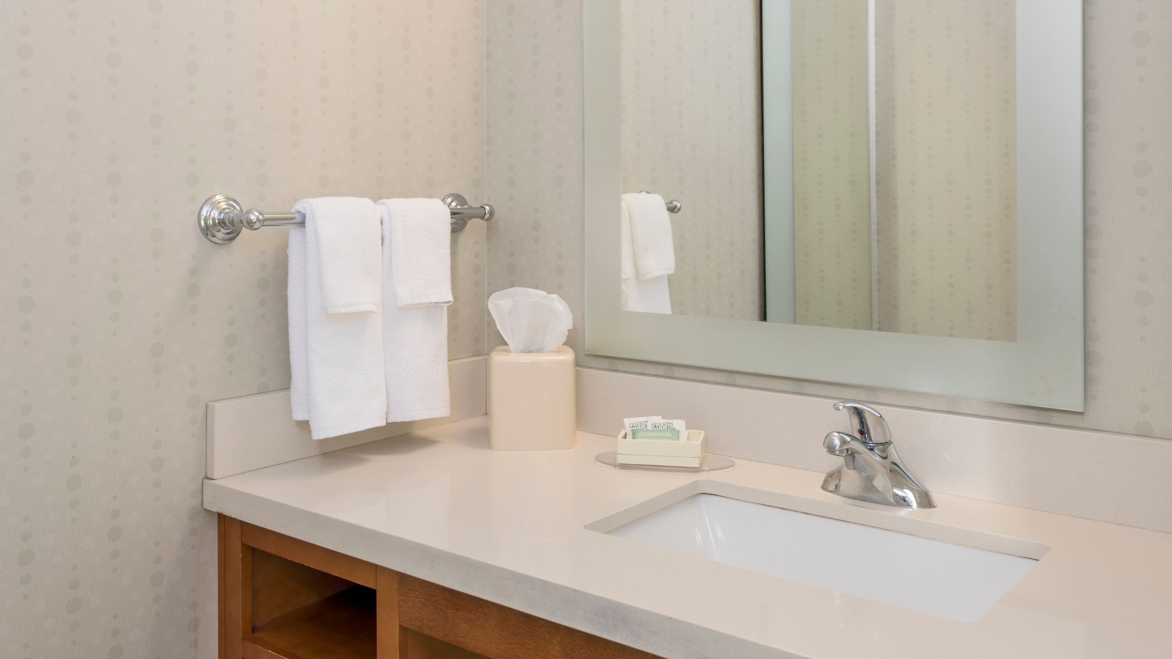 King Suite - Image 5