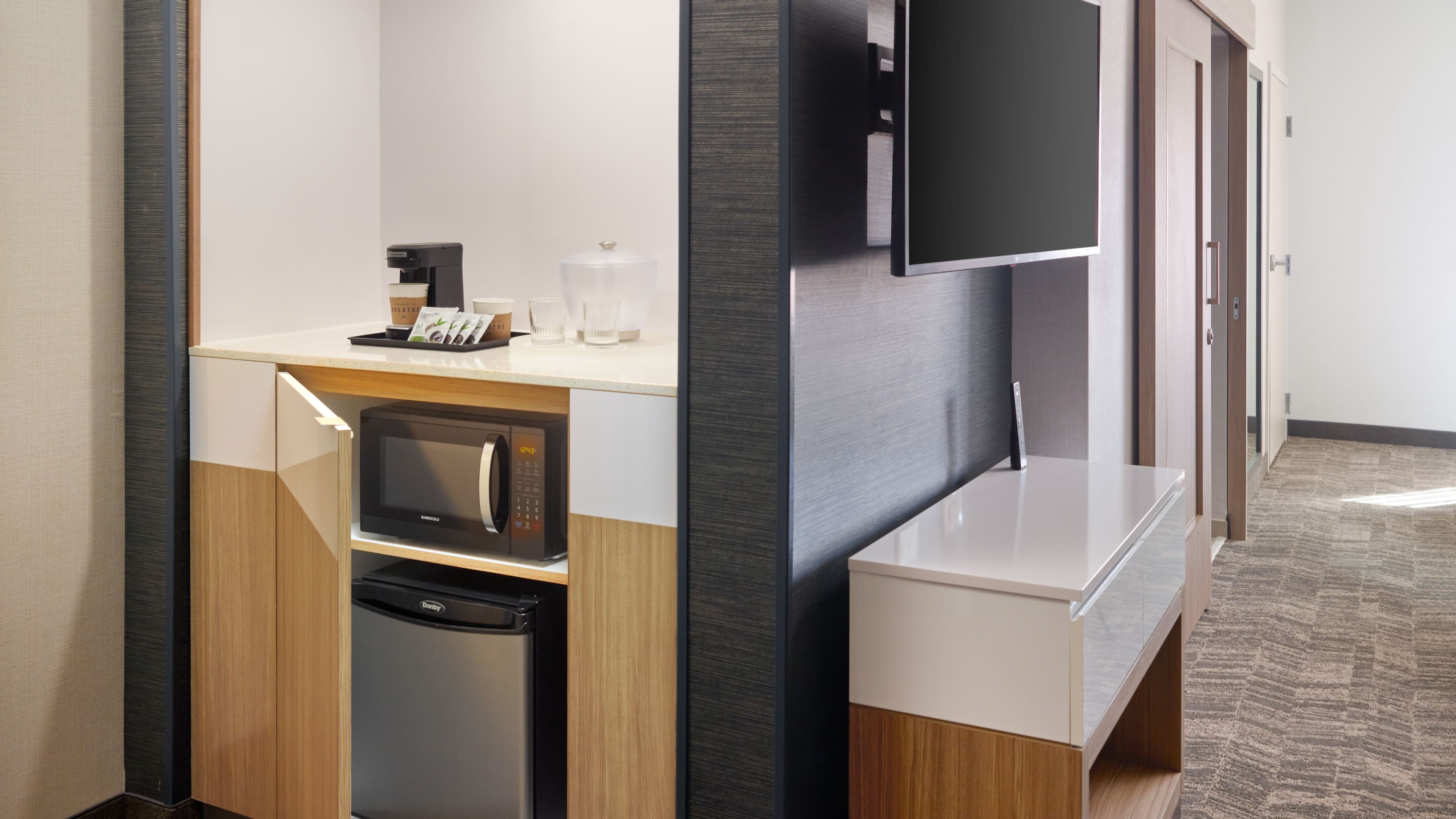 King Suite - Image 4