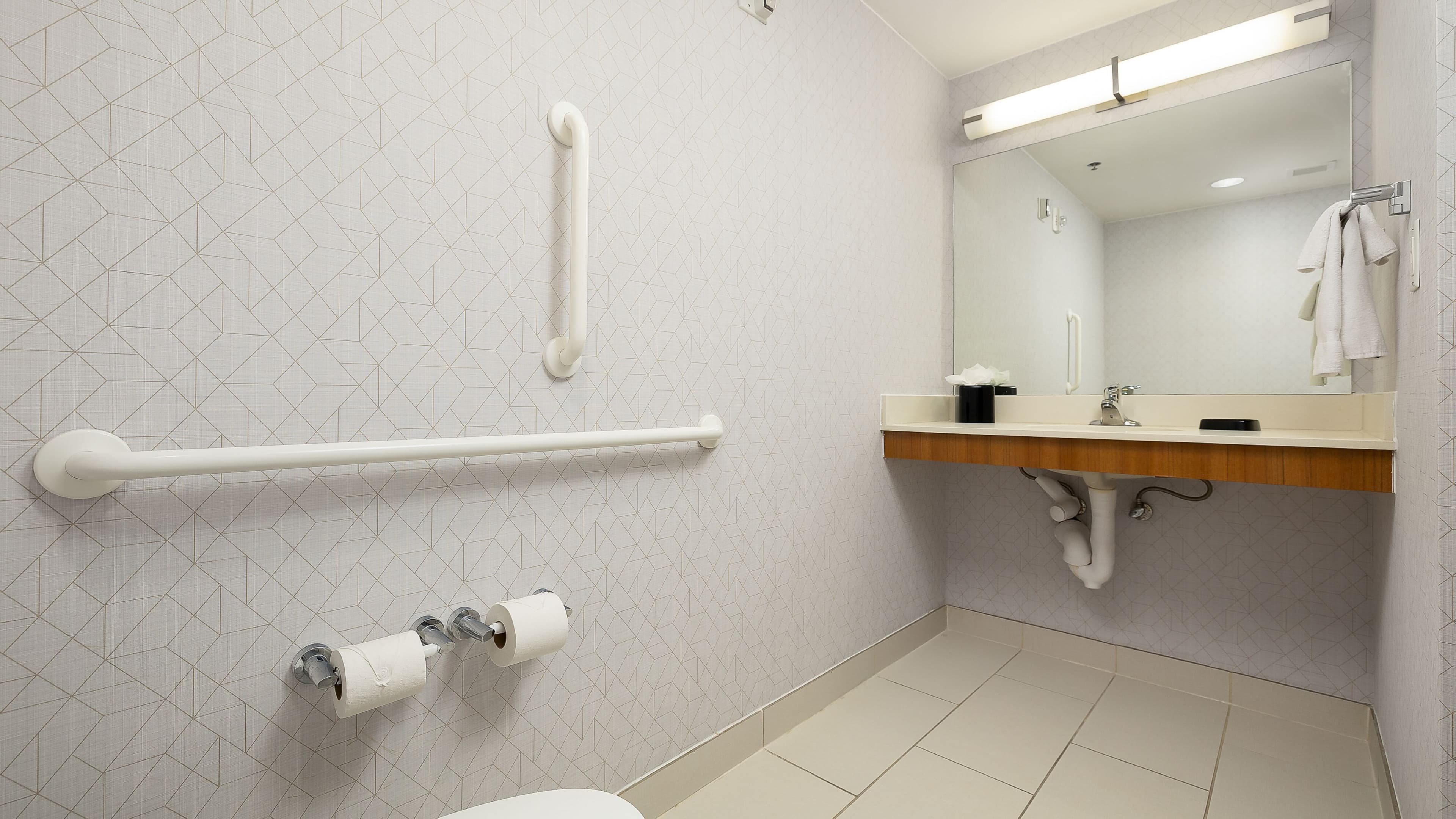 King Suite - Image 7