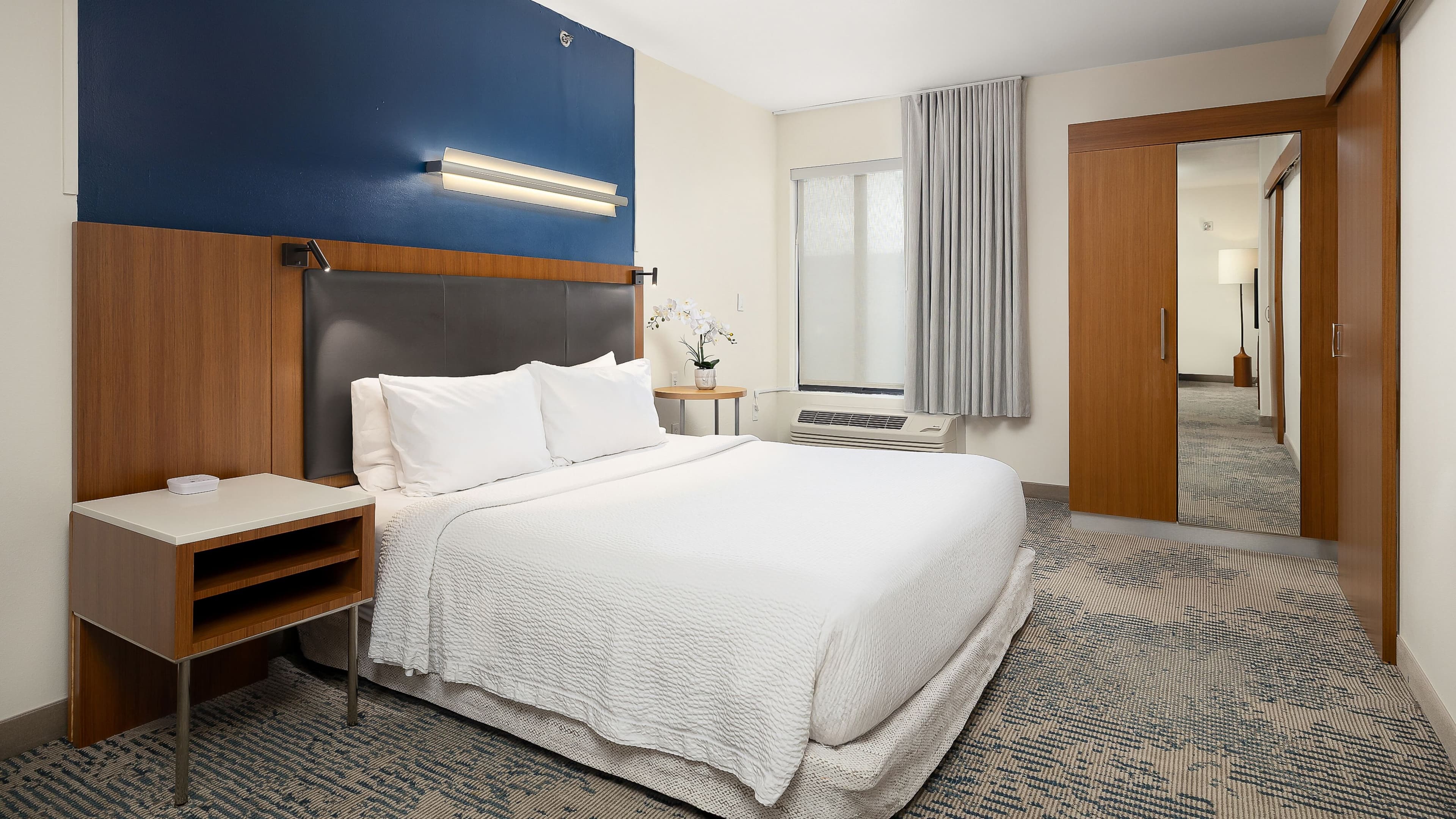 King Suite - Image 1