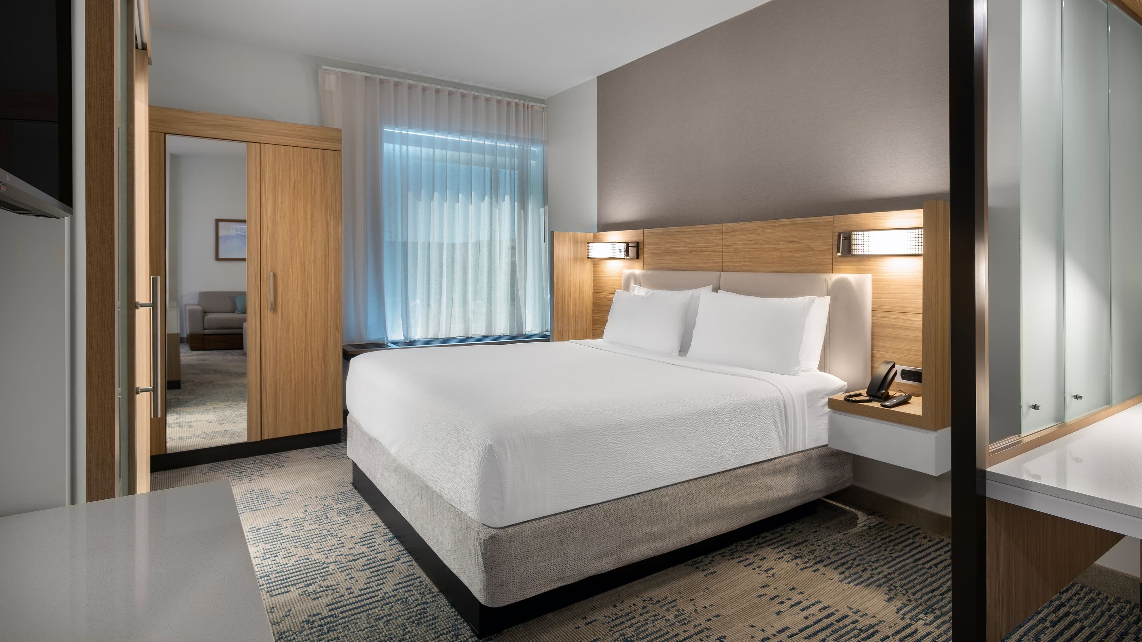 King Suite - Image 2