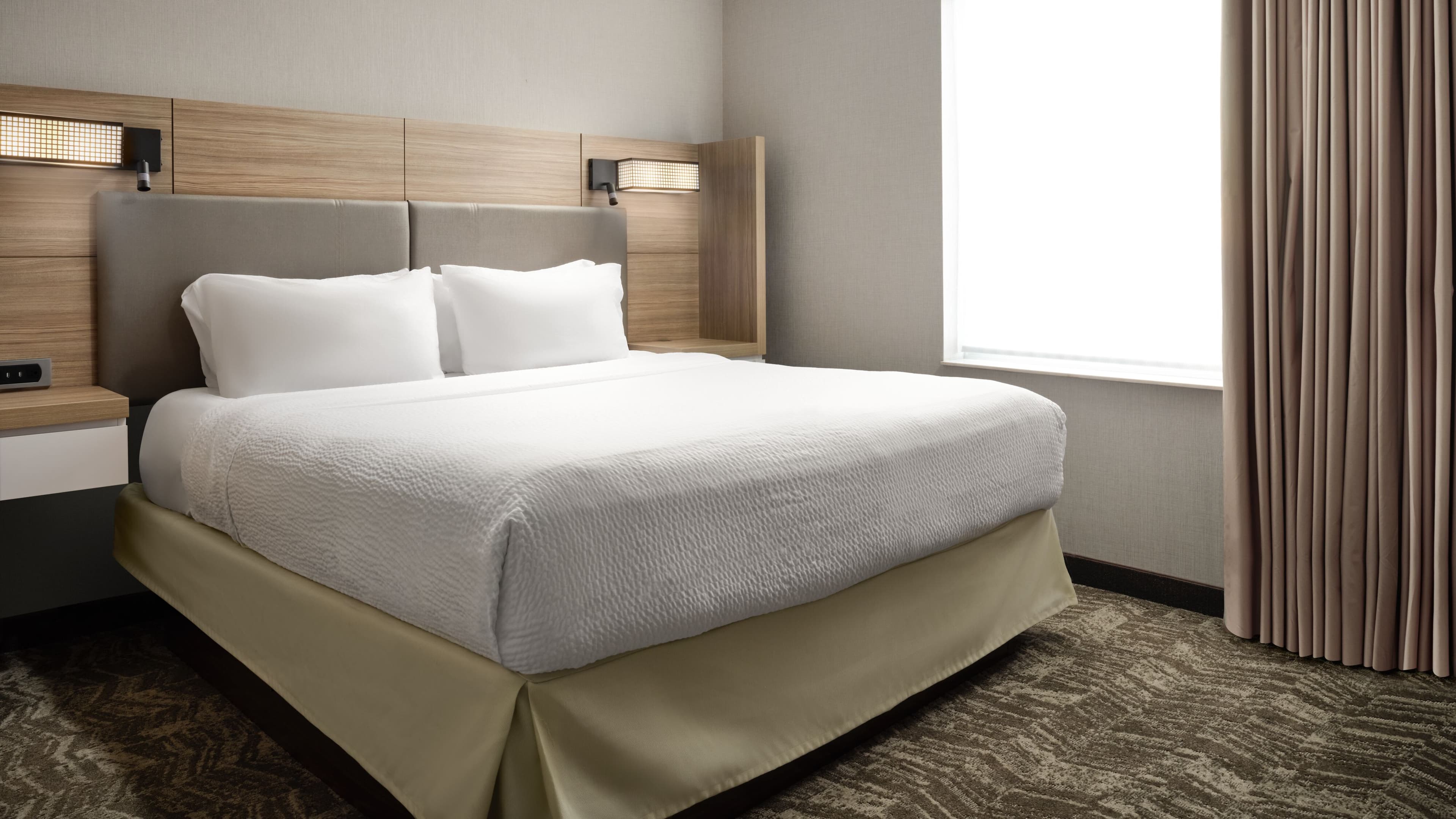 King Studio Suite - Image 1