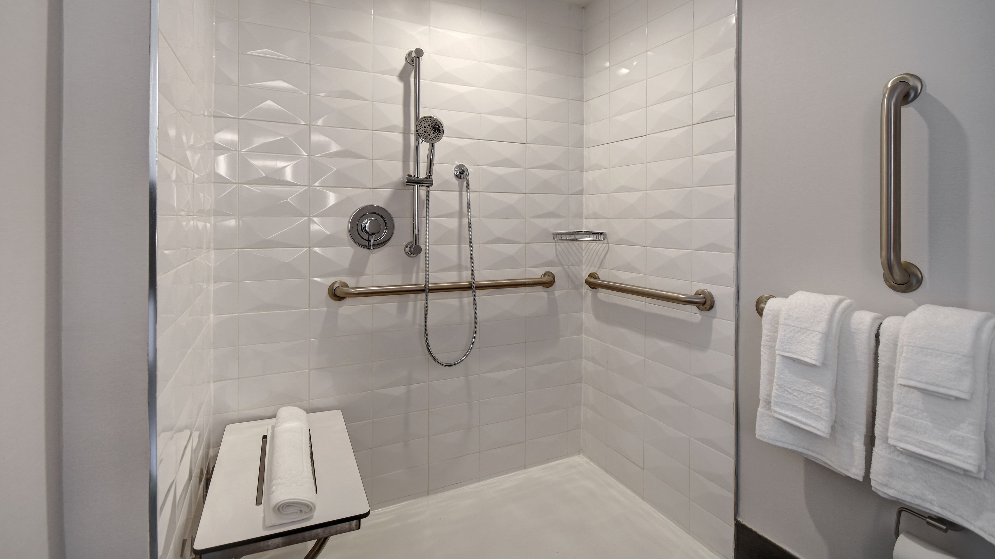 Studio King - Image 5