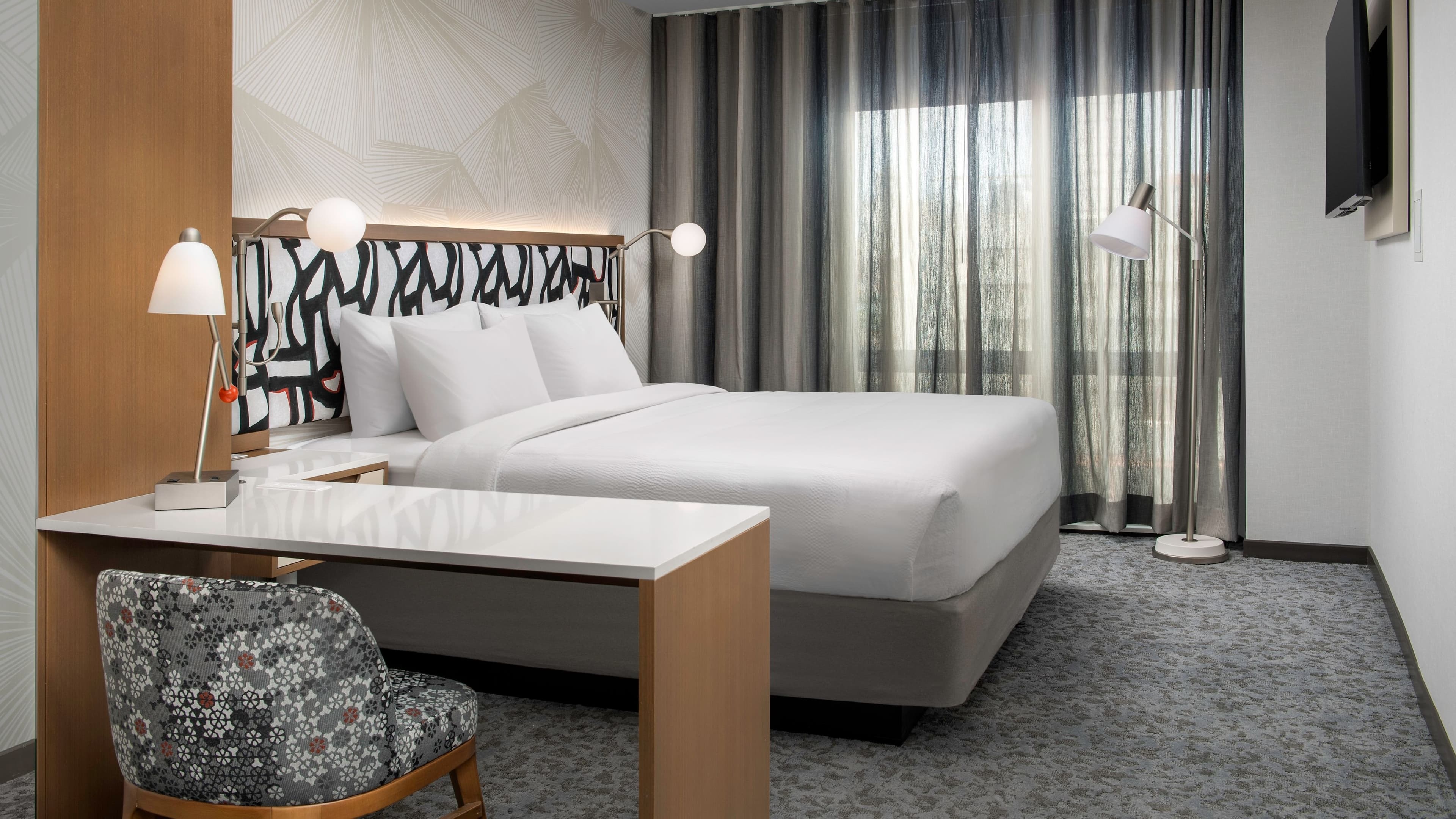 Standard King Room - Image 1