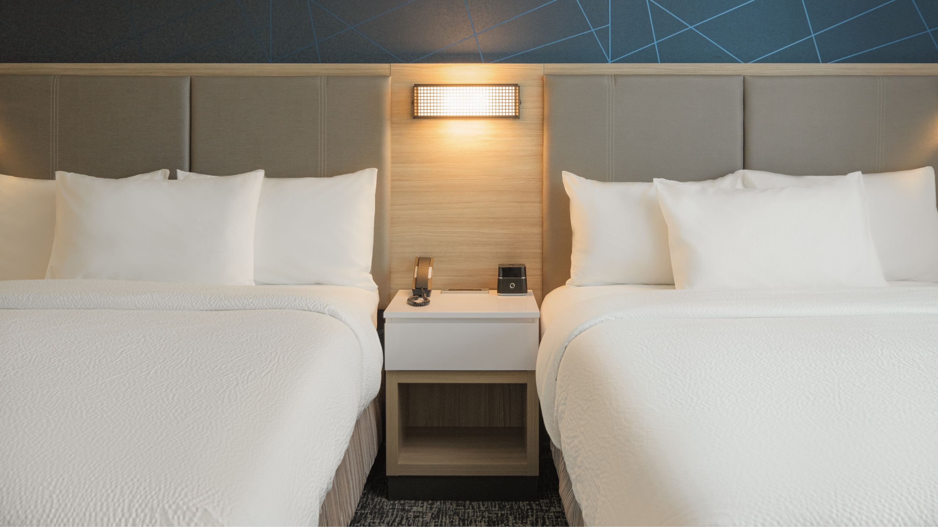 Queen Queen Suite - Image 2