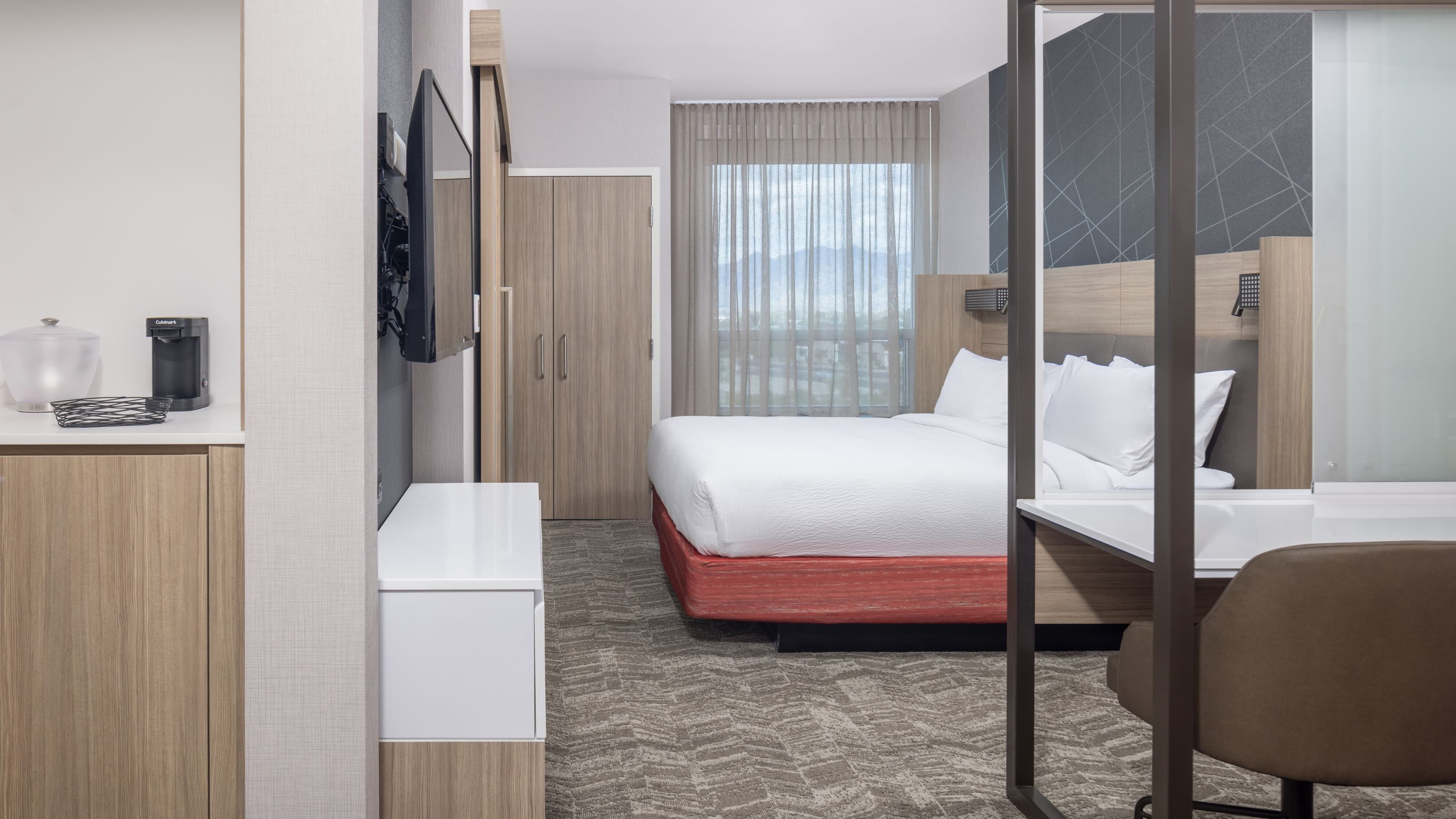 One King Suite - Image 1