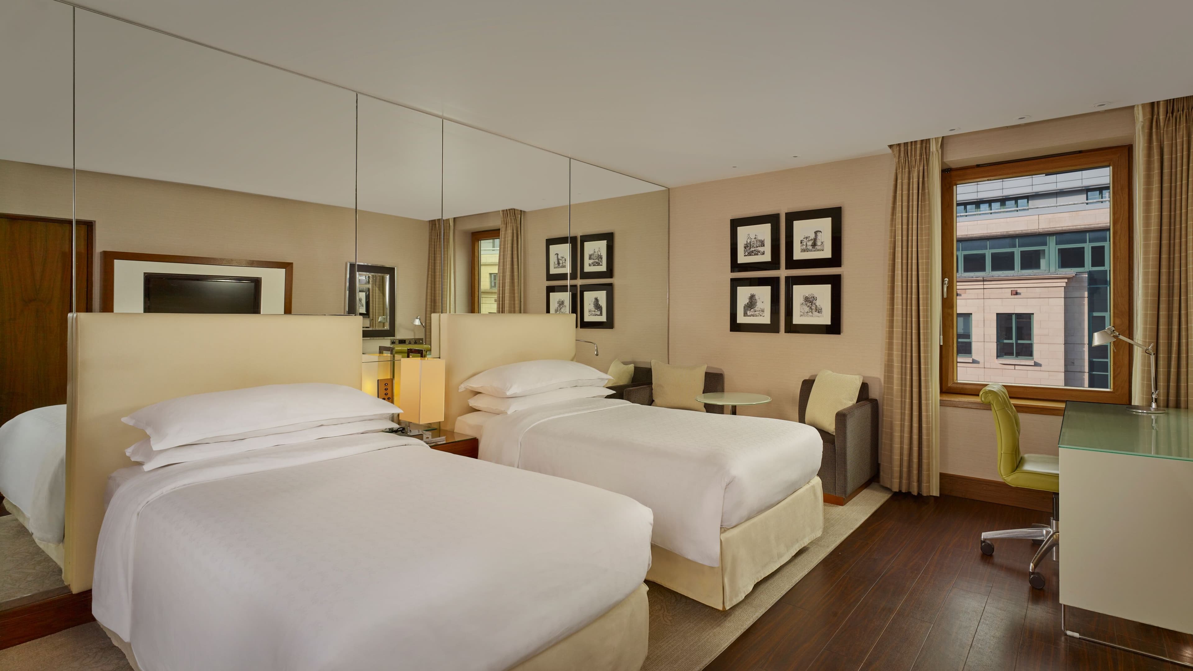 Deluxe Guest room - Image 2