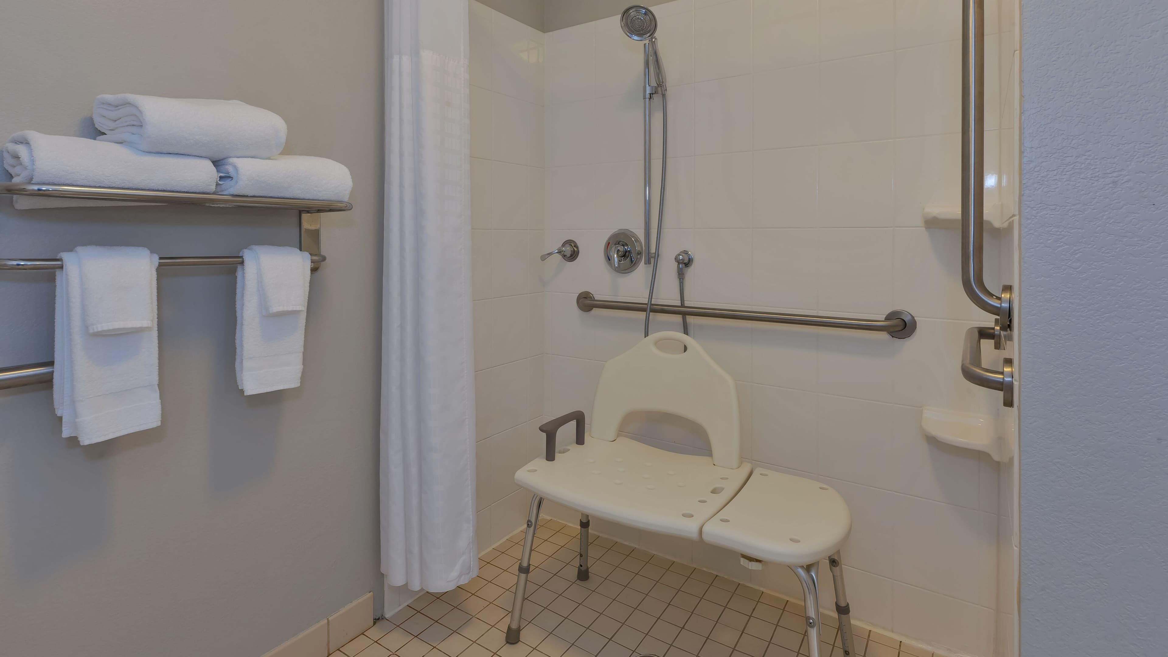 Studio King - Image 7