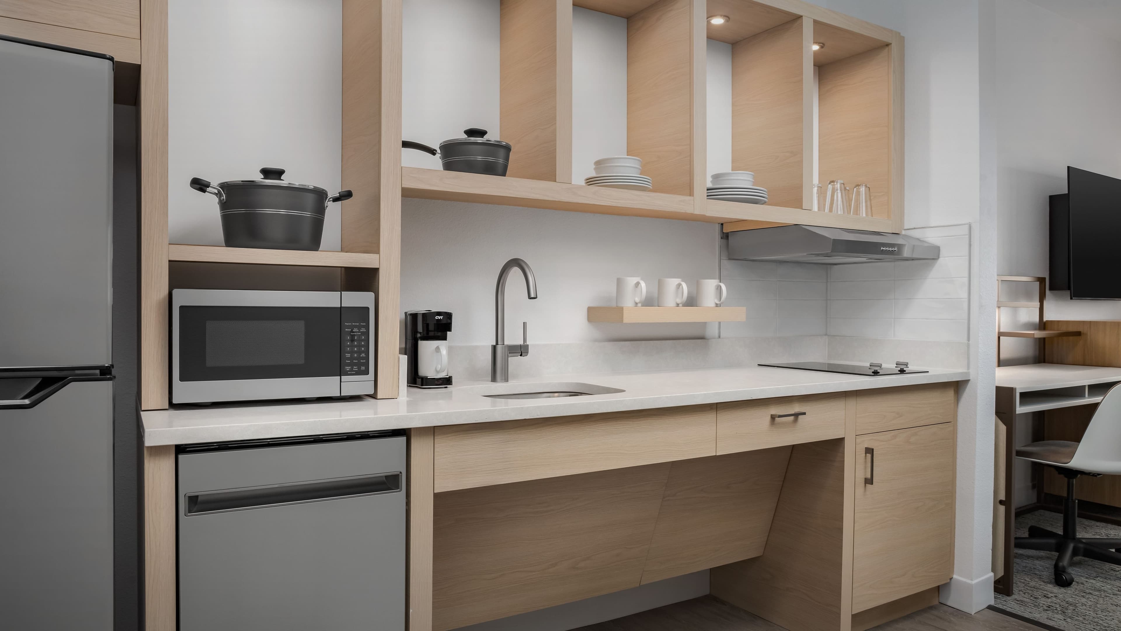 Studio Suite - Image 7