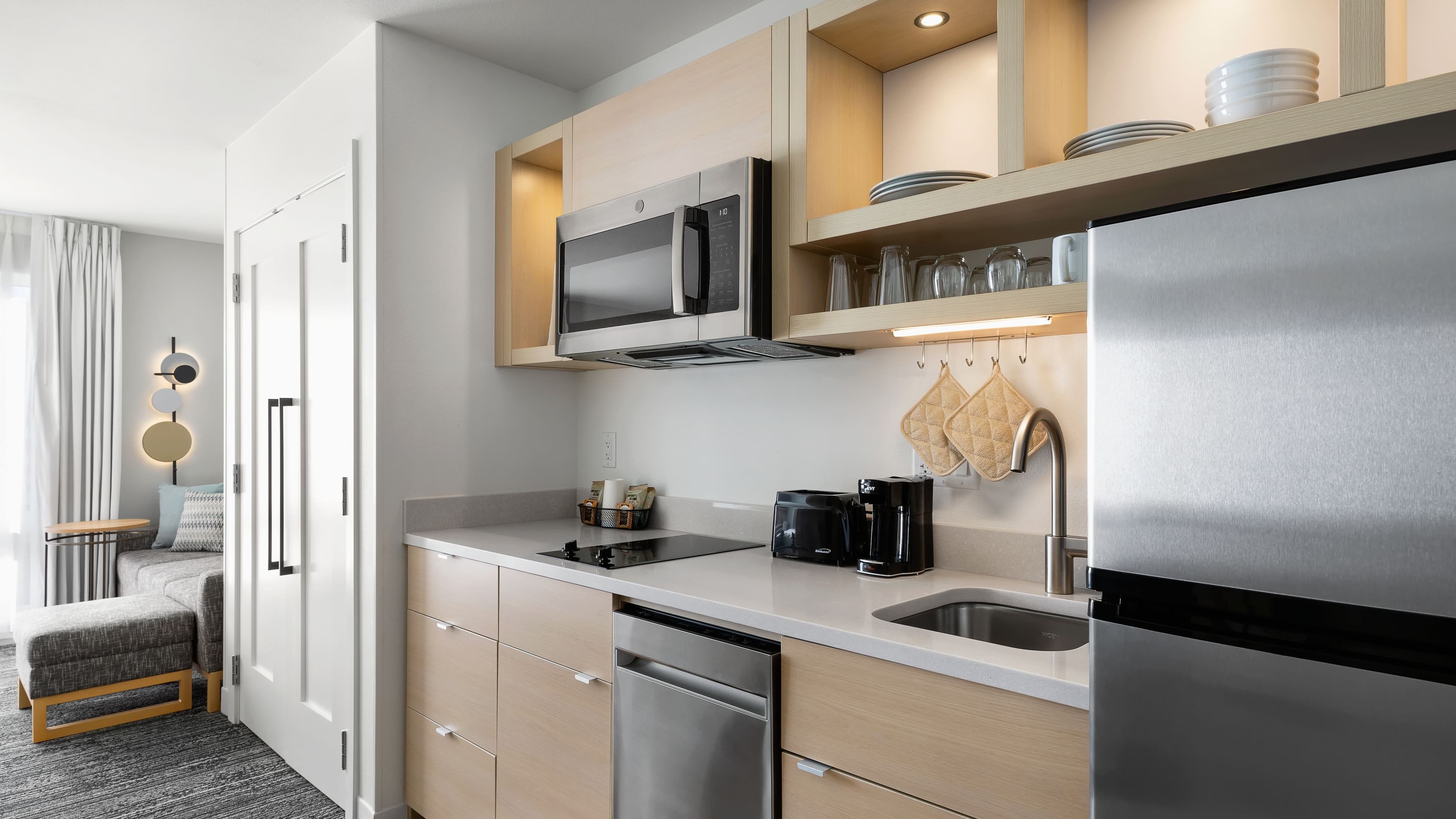 1 Bedroom Suite - Image 5