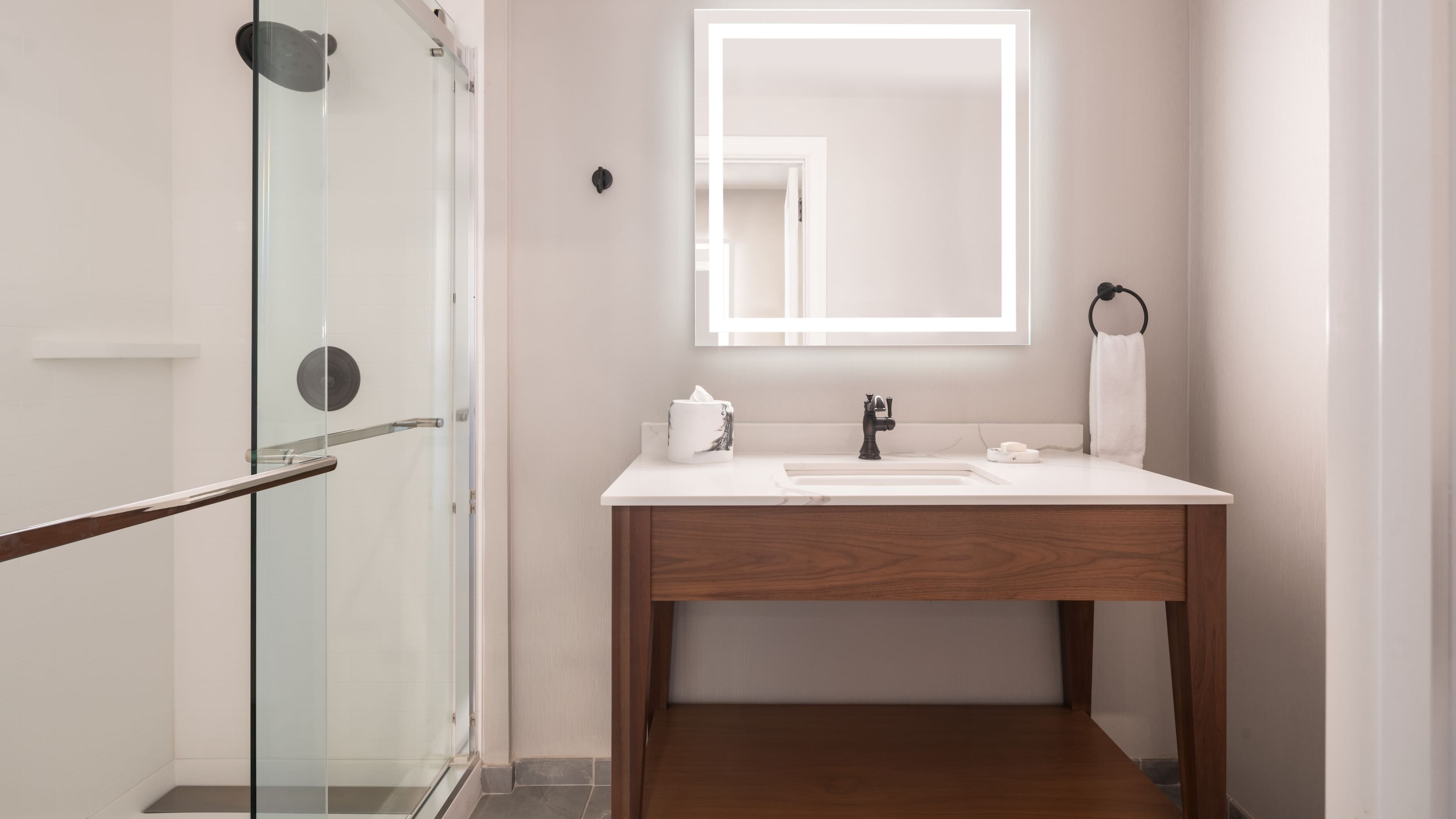 Two Double Beds - Image 3