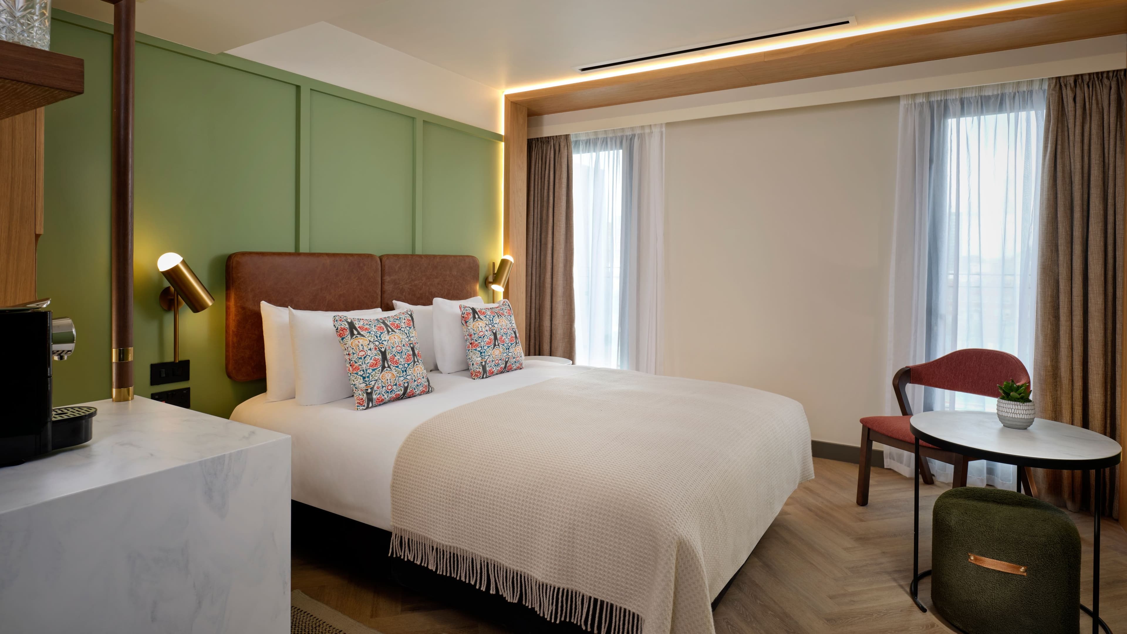 Double Deluxe - Image 1