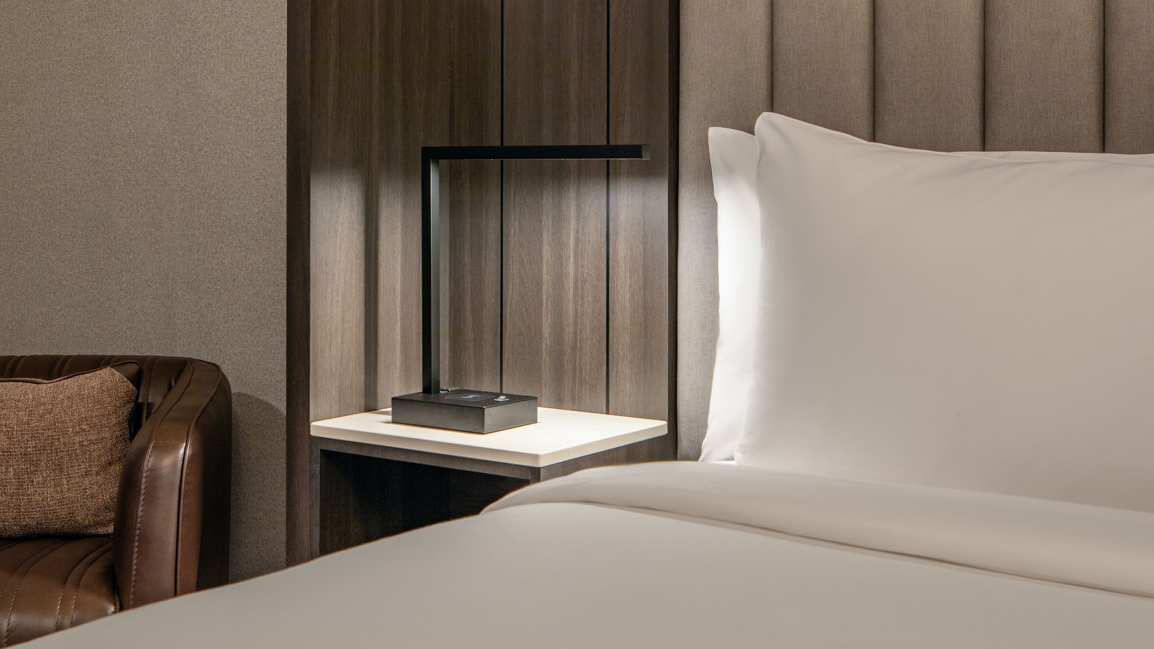 Standard King Guest Room - Image 2