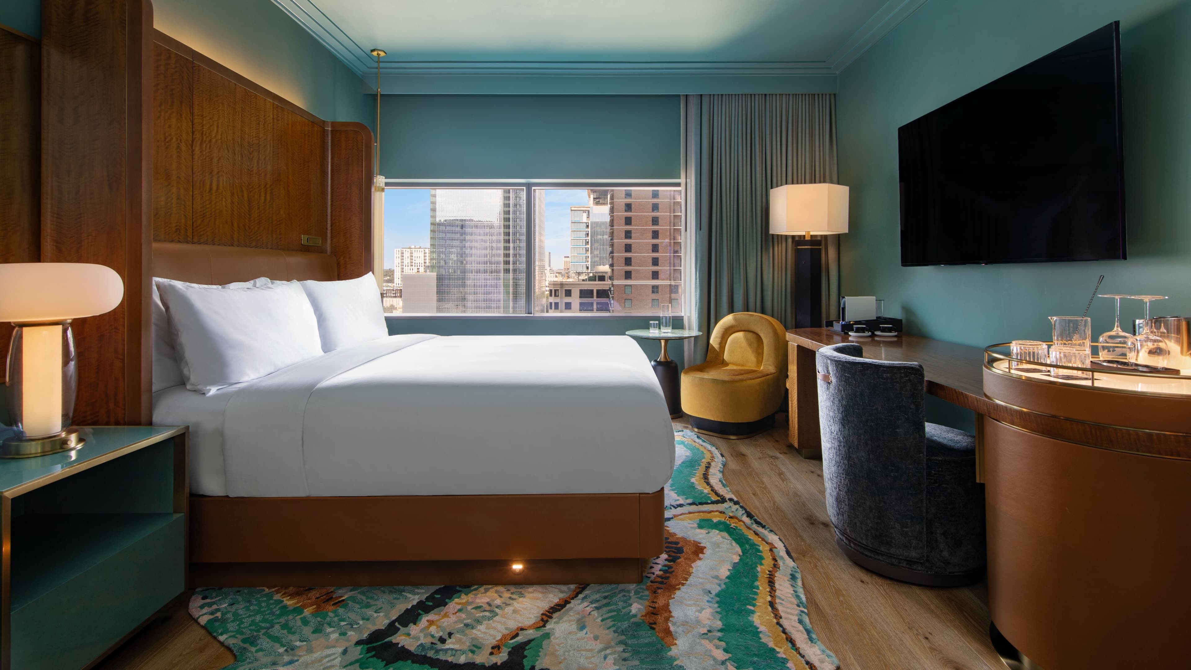 Standard King - Image 1