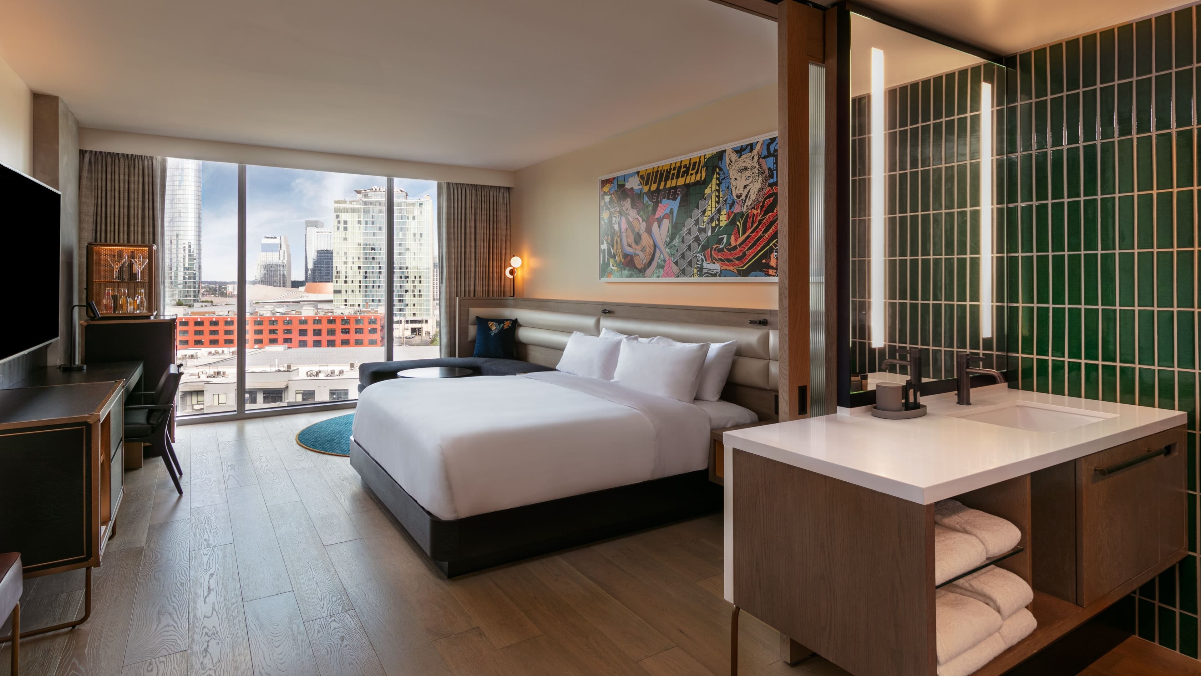 Standard King - Image 1