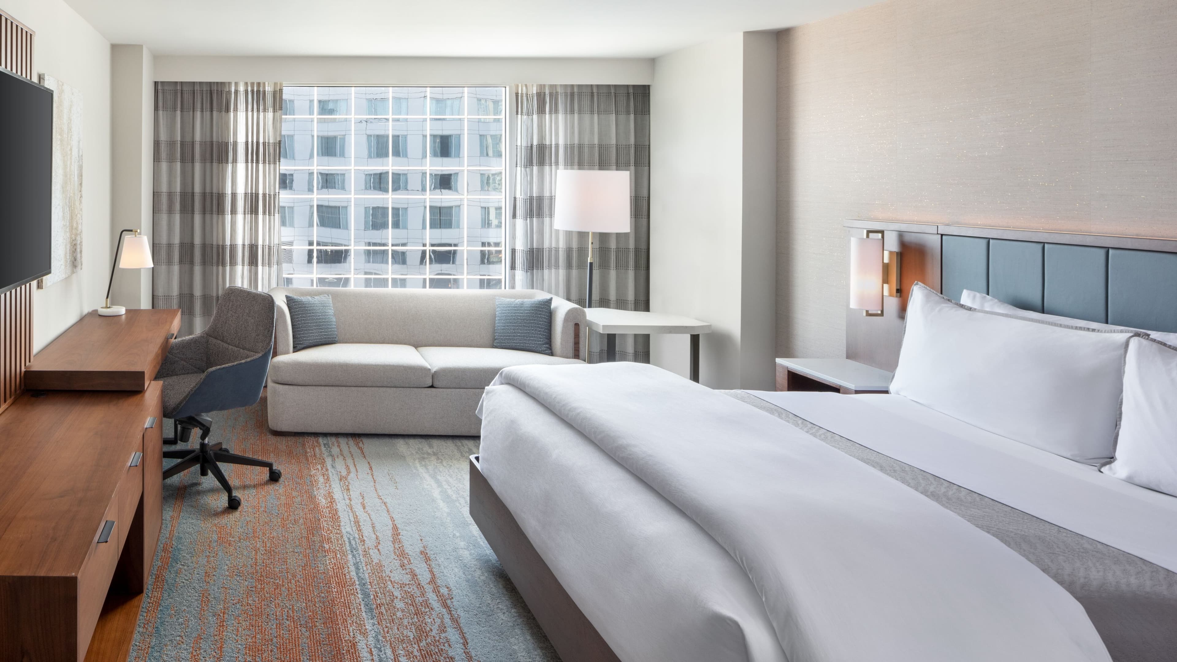 Club level - Image 1